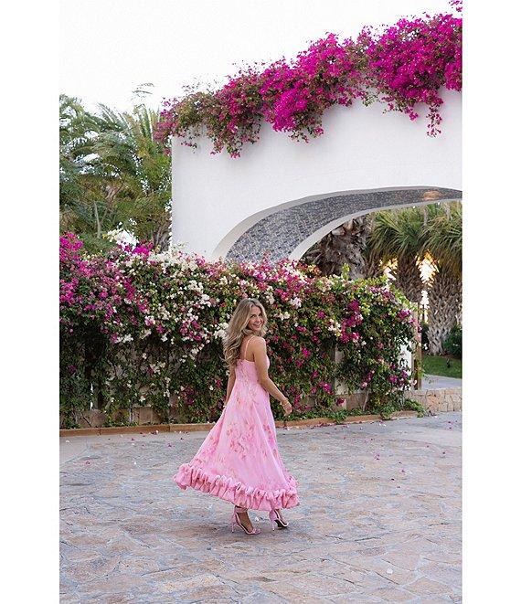 Gianni Bini x Shea Leigh Mills Shea Leigh Sway Blur Print Scoop Neck Crepe A-Line Maxi Dress Product Image