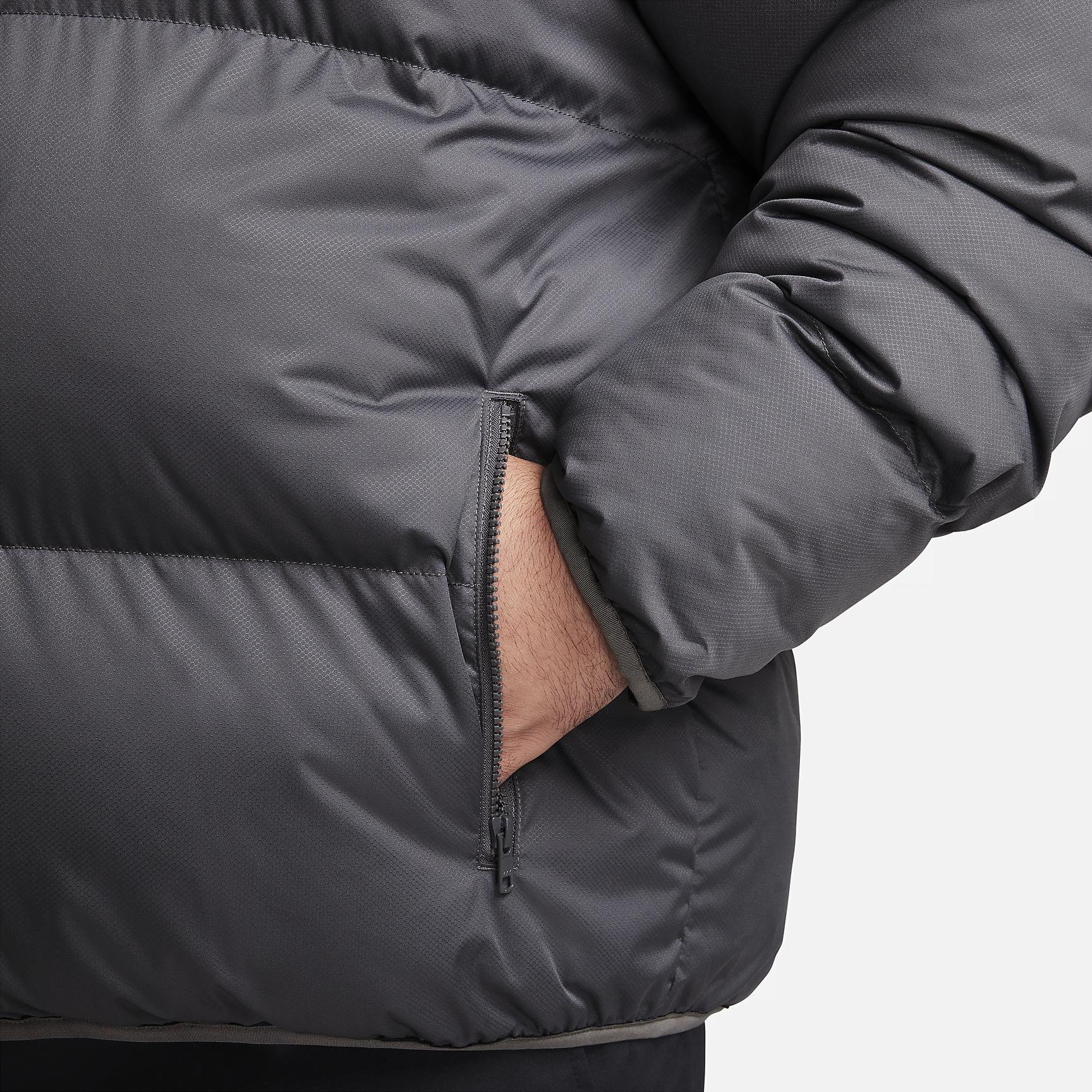 Nike Sportswear Club Men's Puffer Jacket Product Image