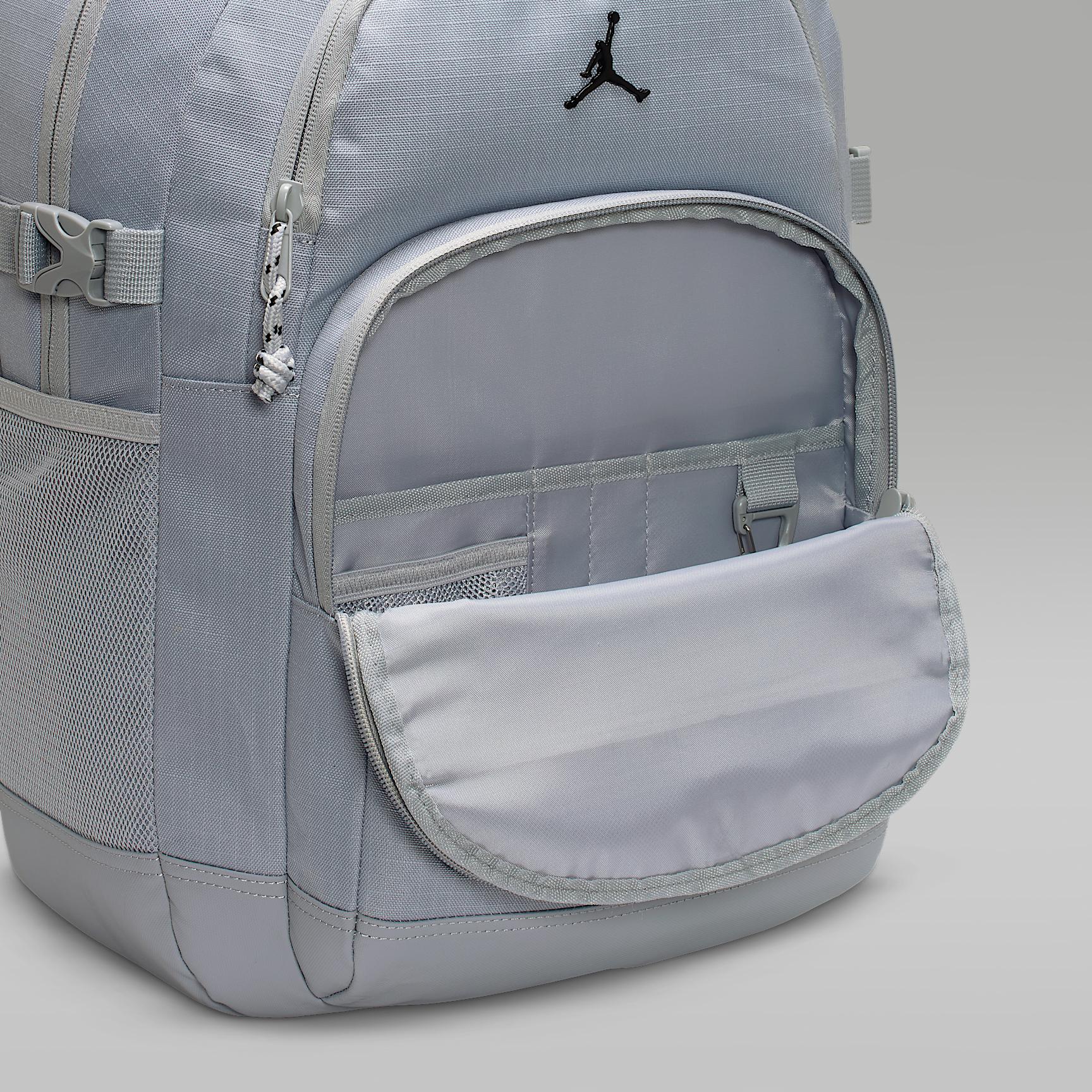 Jordan Blacktop Backpack (25L) Product Image