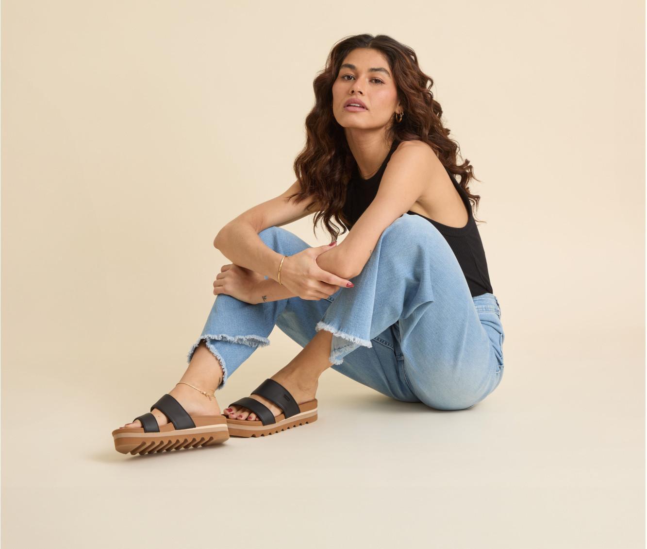 Women's Reef Banded Horizon Hi Platform Sandals Product Image