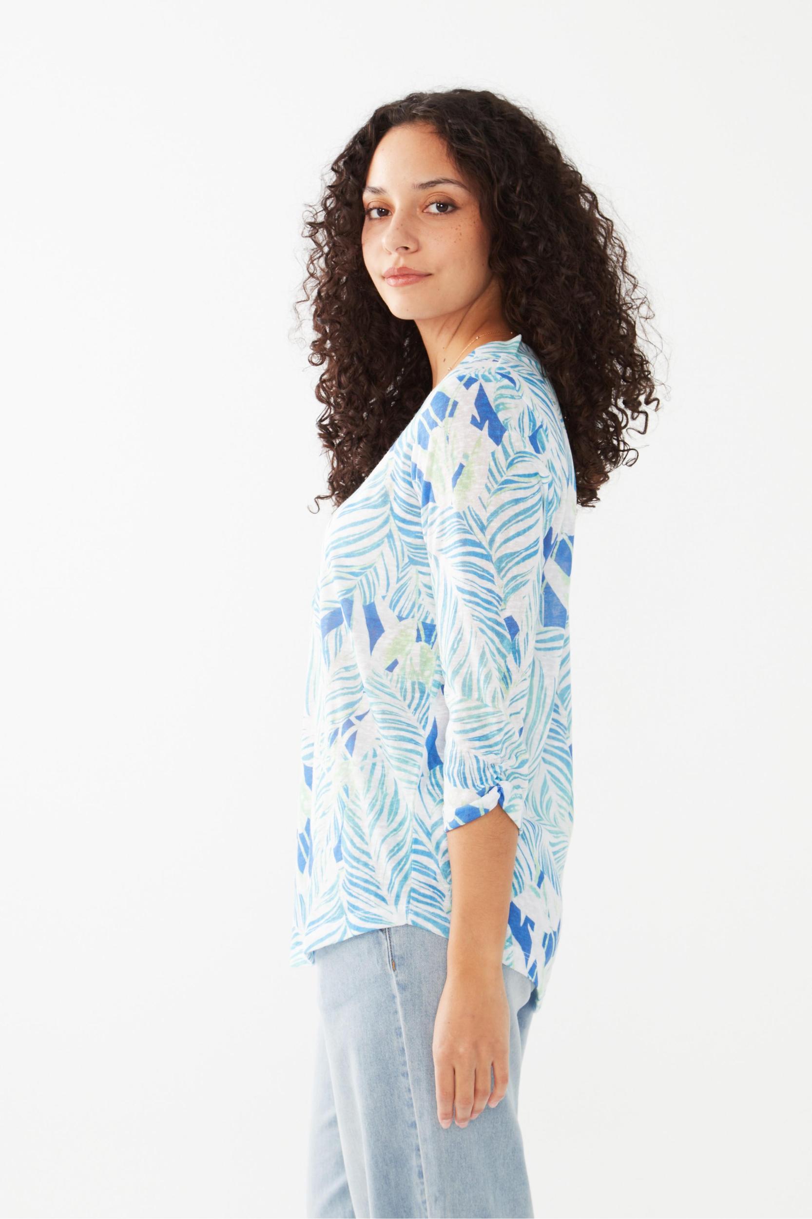 3/4 sleeve v neck top Product Image