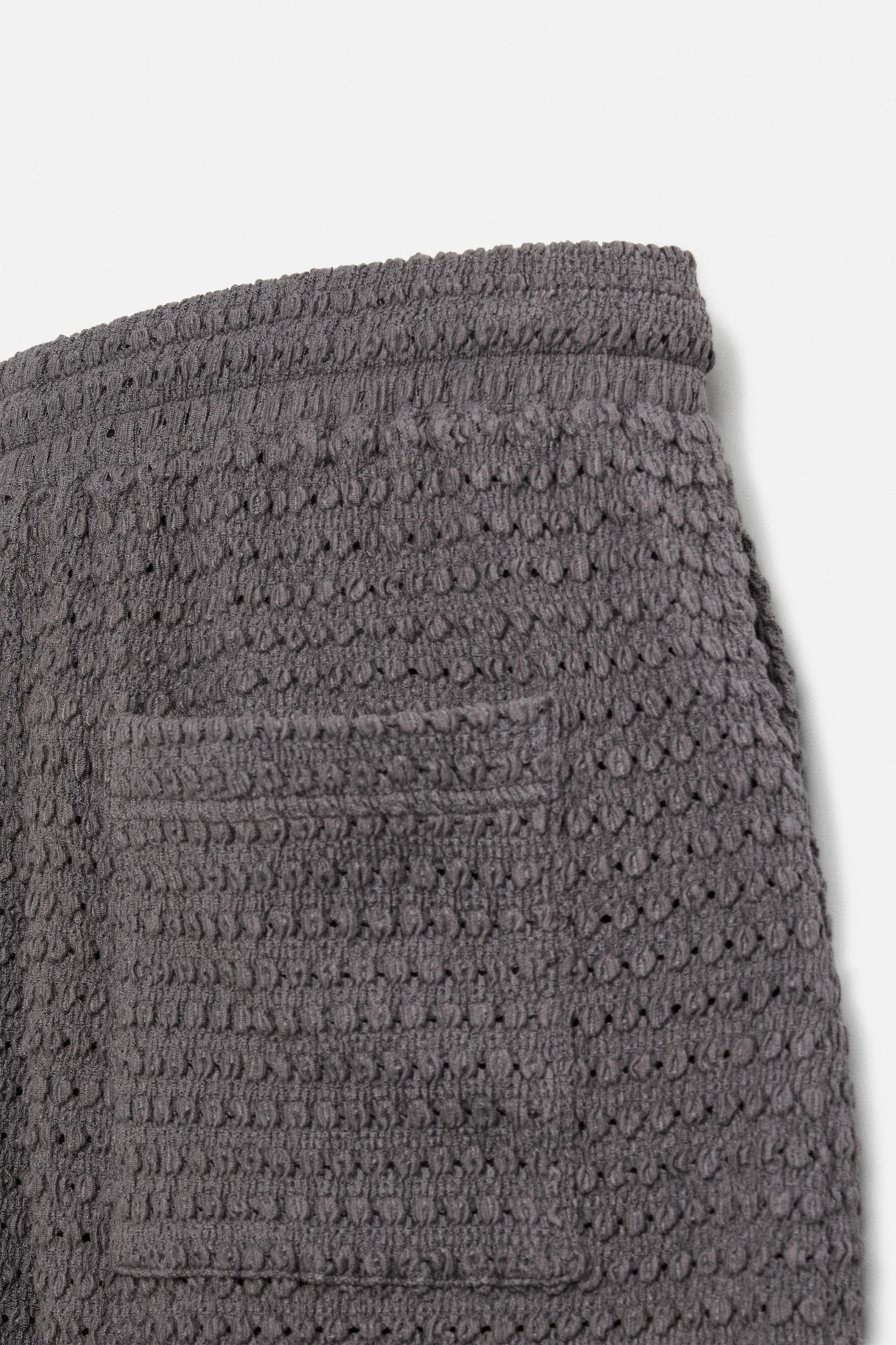 IRREGULAR TEXTURED BERMUDA SHORTS Product Image