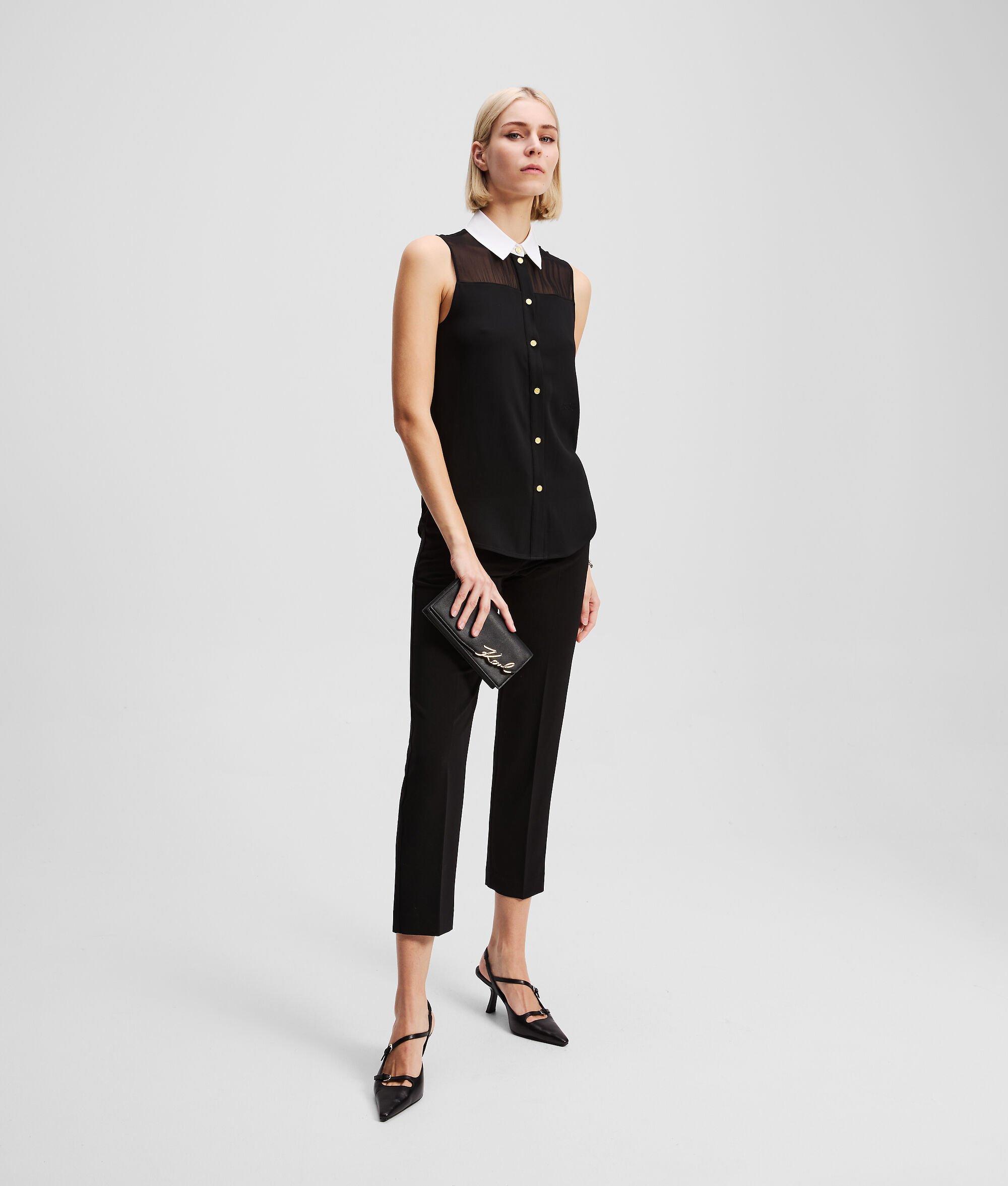 POPLIN COLLAR SLEEVELESS BLOUSE Product Image