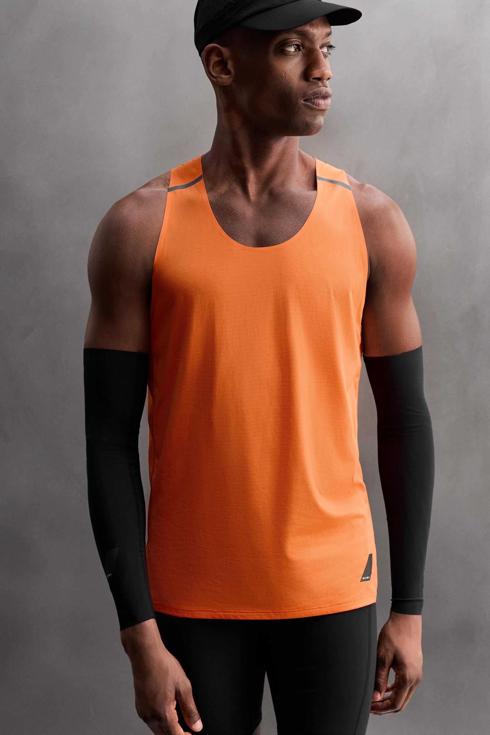 RUNNING ARM SLEEVES Product Image