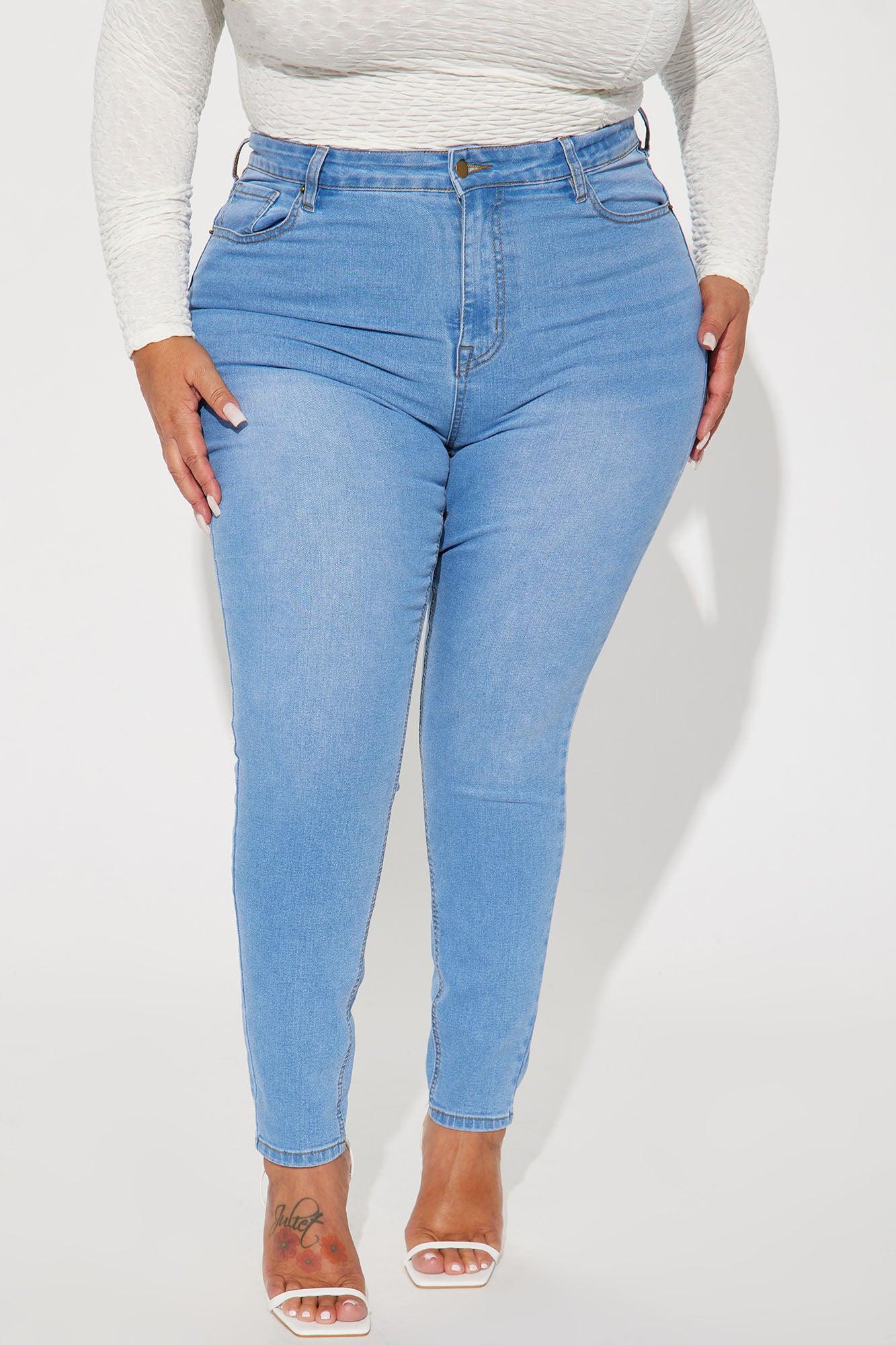 Vibe Check Curvy Stretch Skinny Jeans - Light Wash Product Image