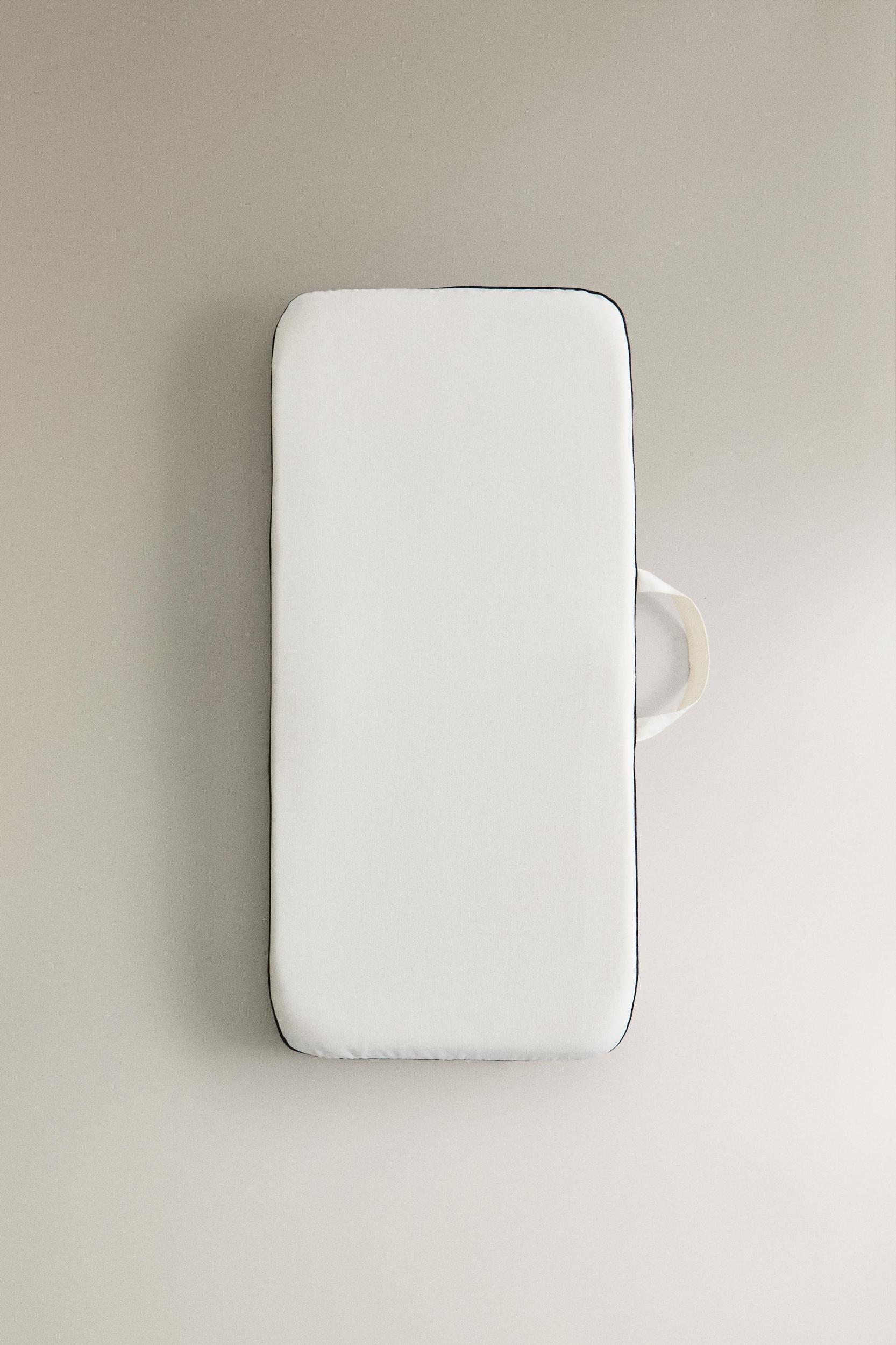 RECLINING BEACH FLOOR CHAIR Product Image