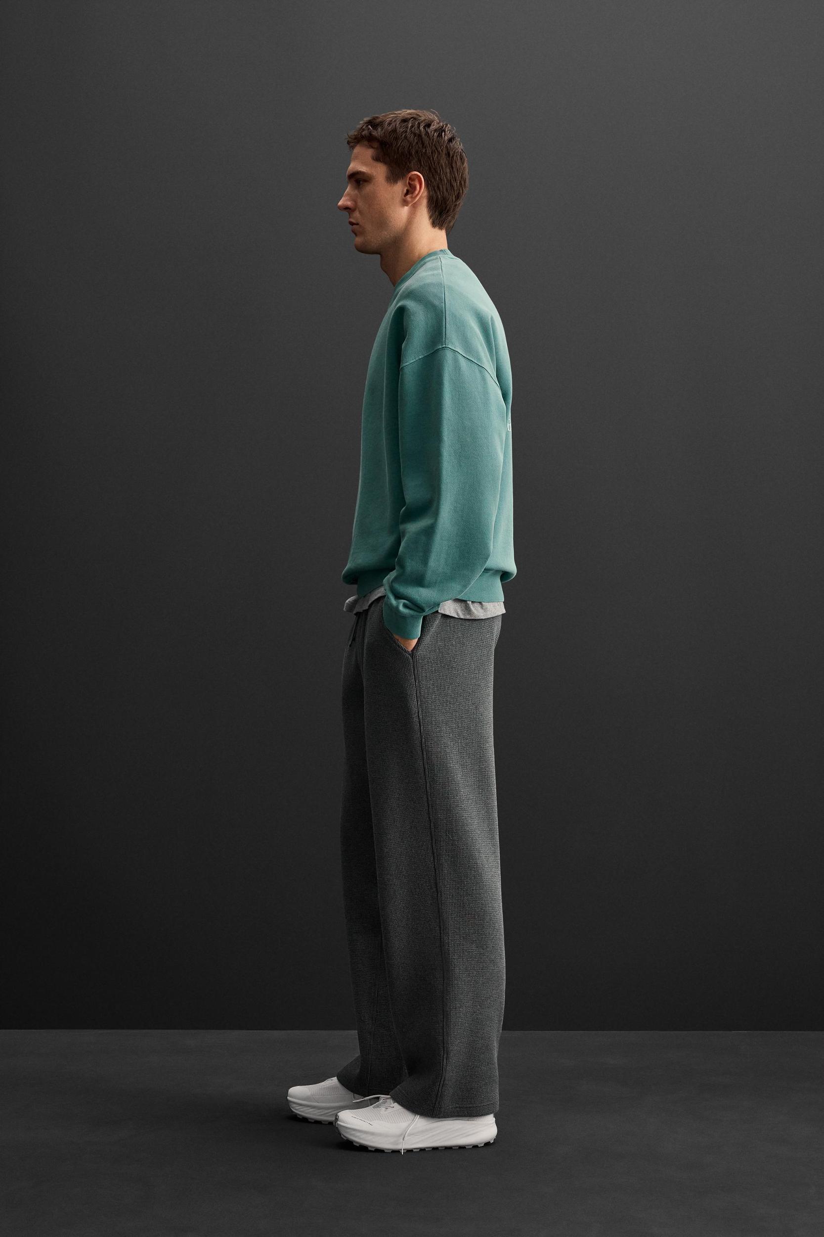 TEXTURED JOGGER PANTS Product Image