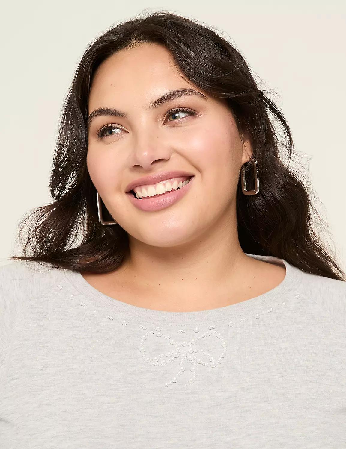 Pearlized Bow Sweatshirt Product Image