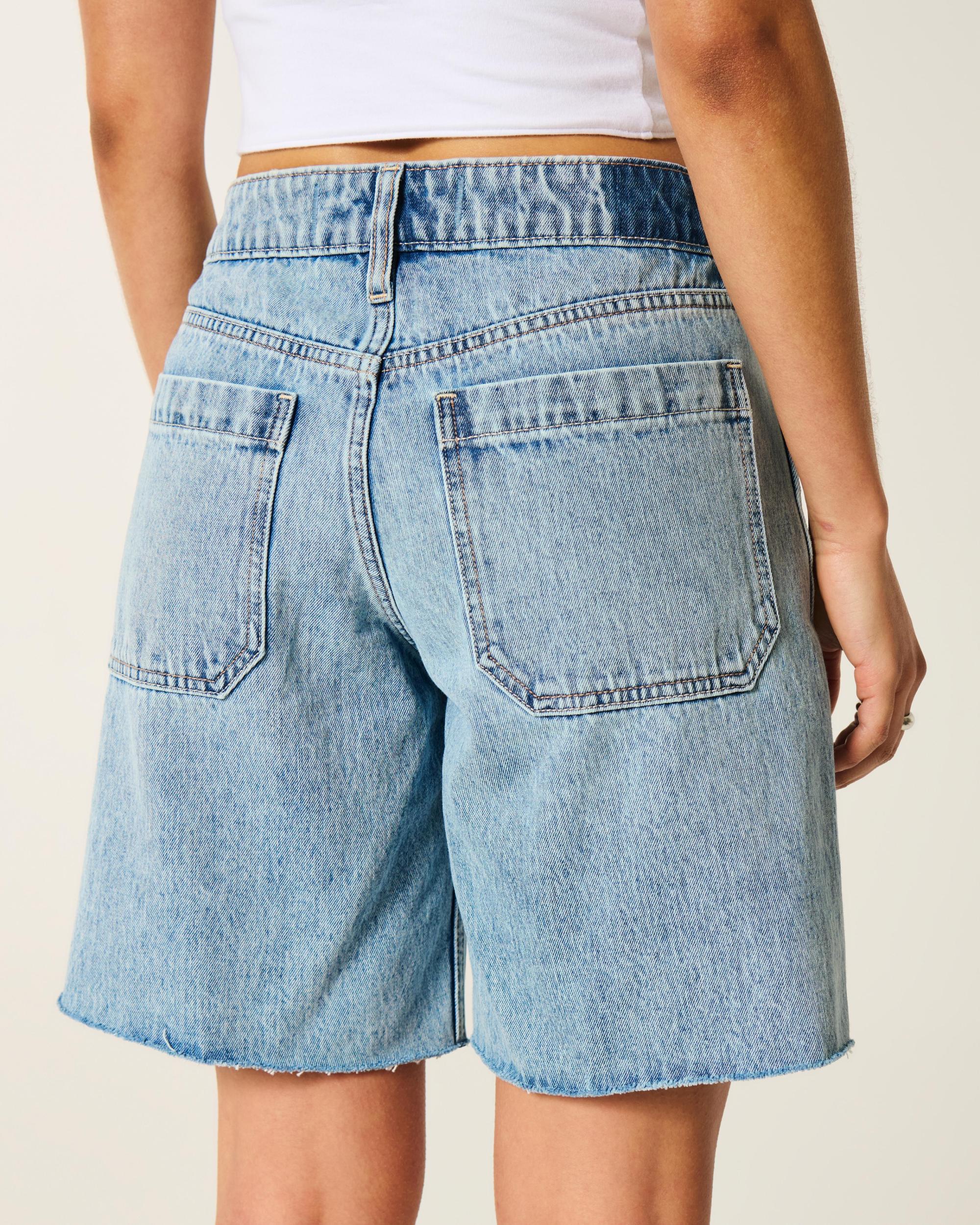 Low-Rise Washed Black Baggy Jort Product Image