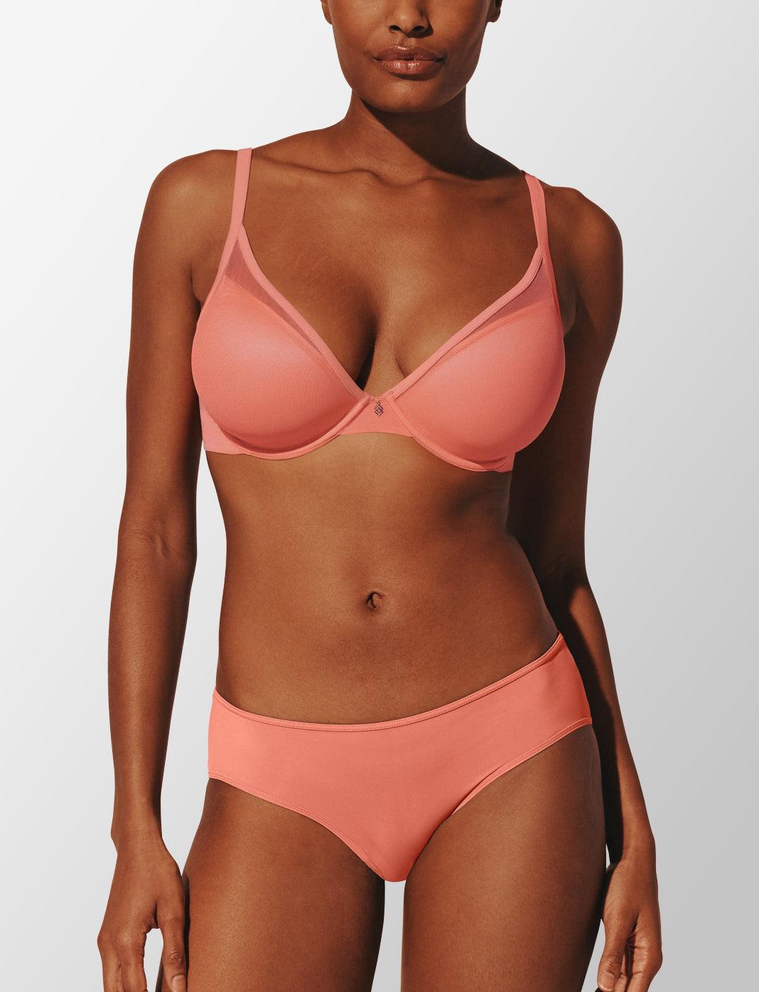 24/7® Classic Uplift Plunge Bra Product Image