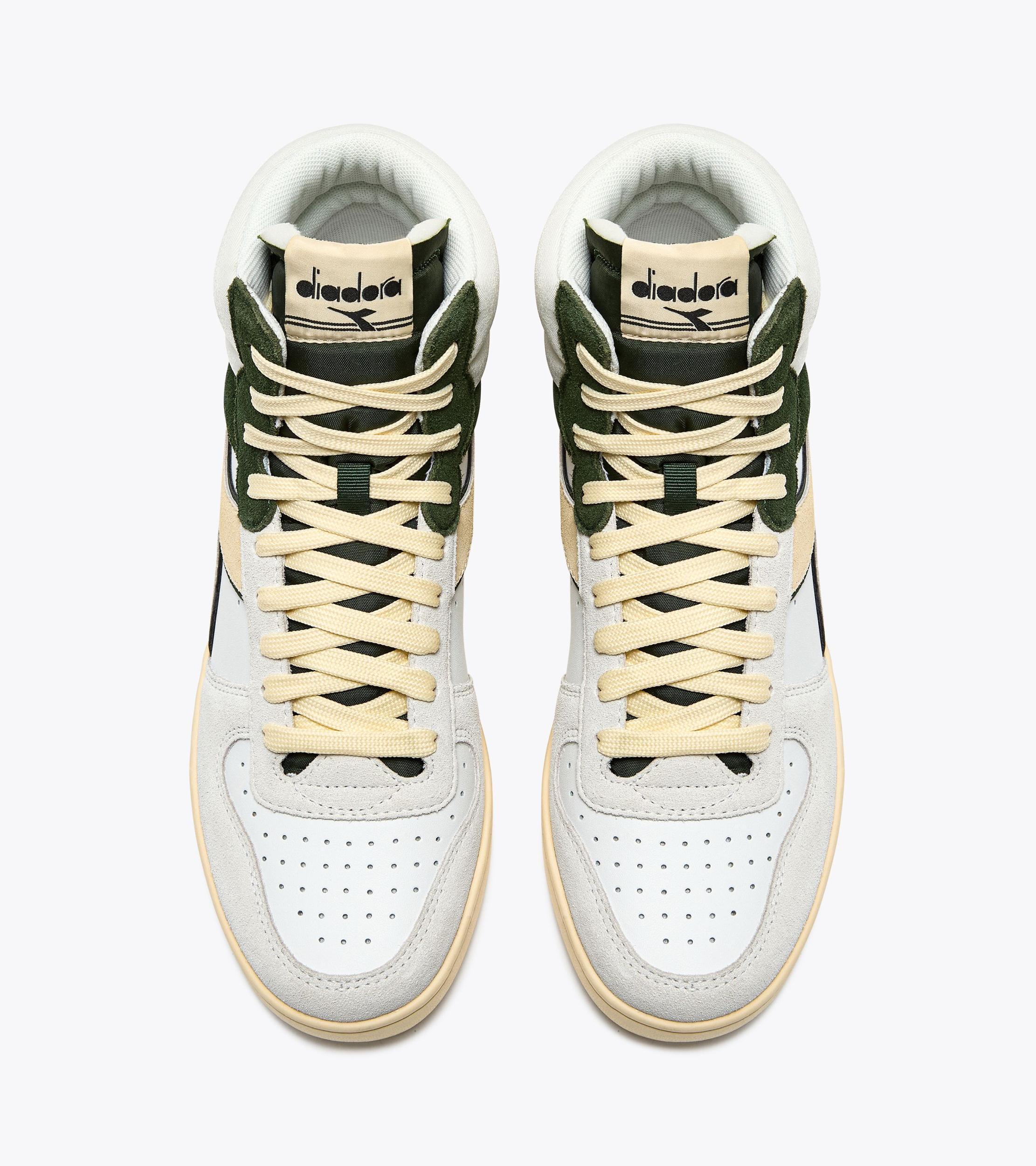 MAGIC BASKET MID SUEDE Product Image