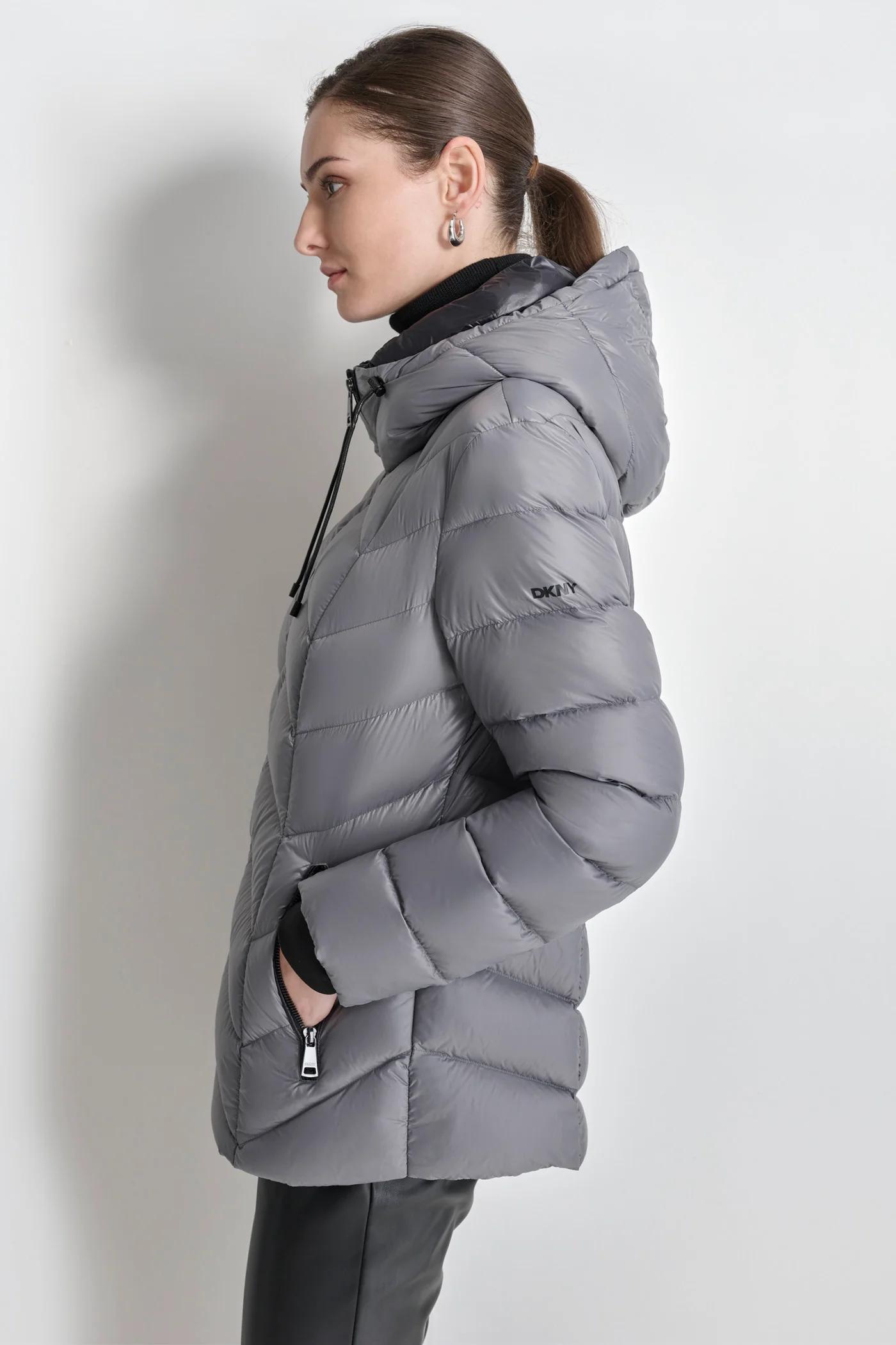 DOWN FILLED SHORT PACKABLE Product Image