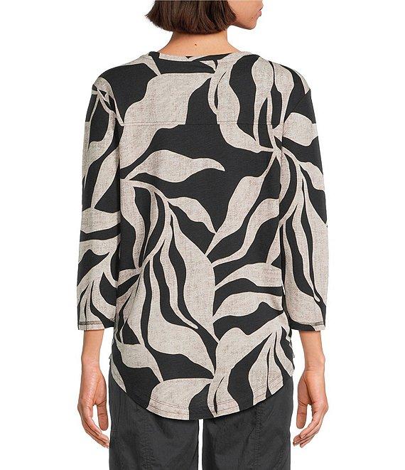 Westbound Dancing Leaves Floral 3/4 Sleeve Knit Crew Neck Top Product Image