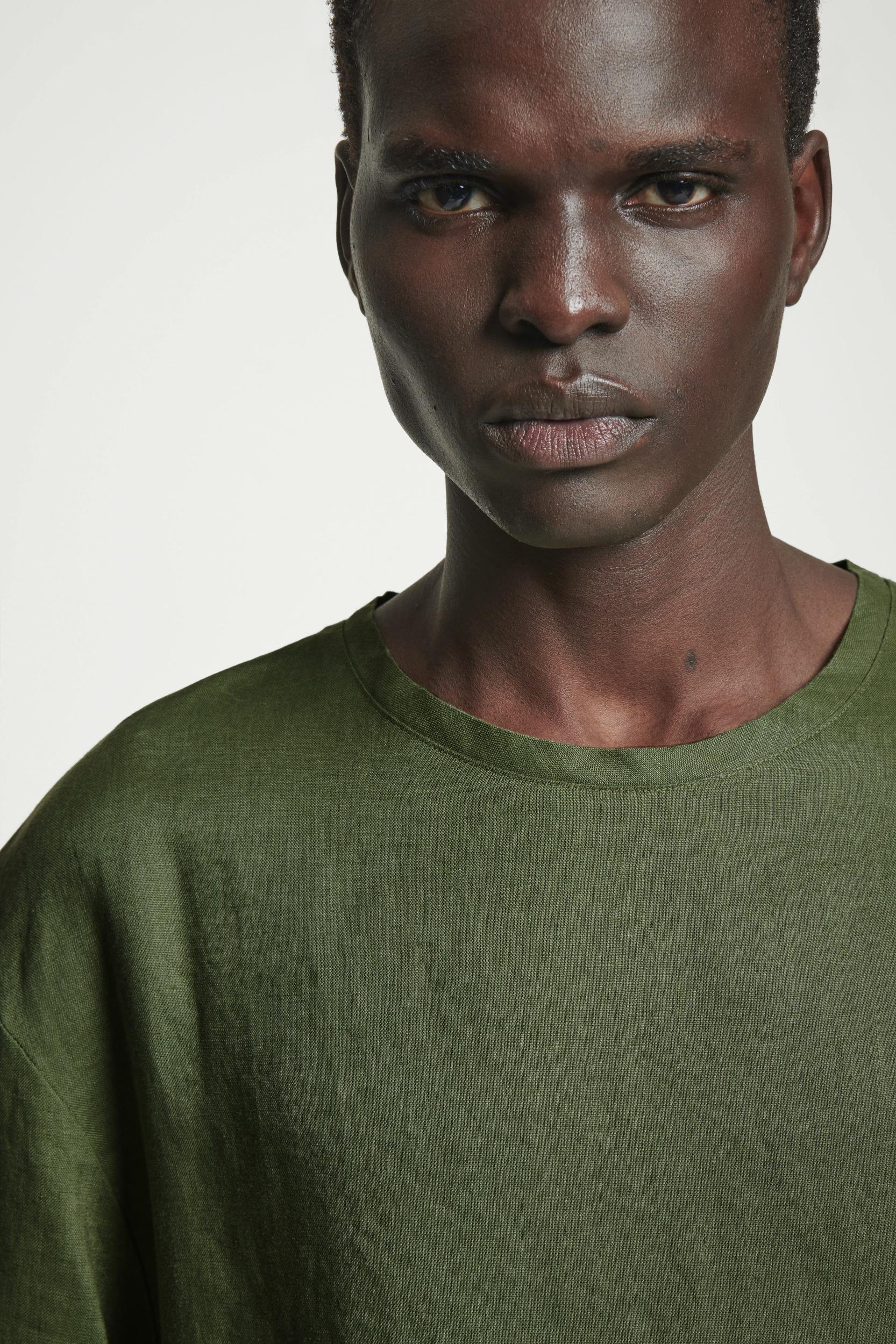 RELAXED WOVEN LINEN TSHIRT Product Image