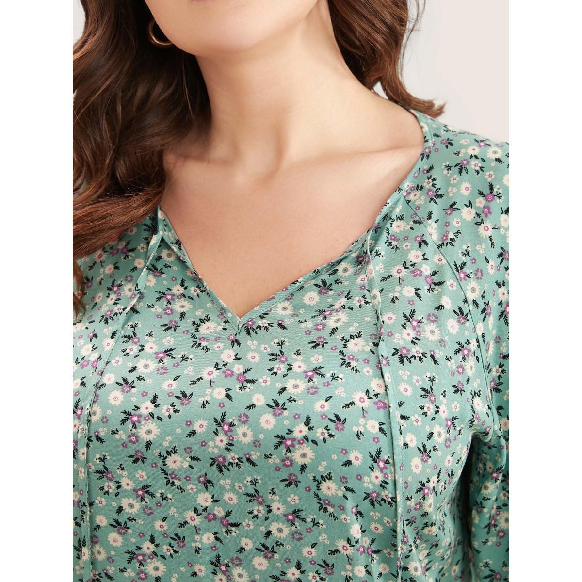 Plus Size Emerald Ditsy Floral Ruffle Sleeve Tie Neck Blouse Women Elegant Short sleeve V-neck Everyday Blouses BloomChic 28/5X Product Image