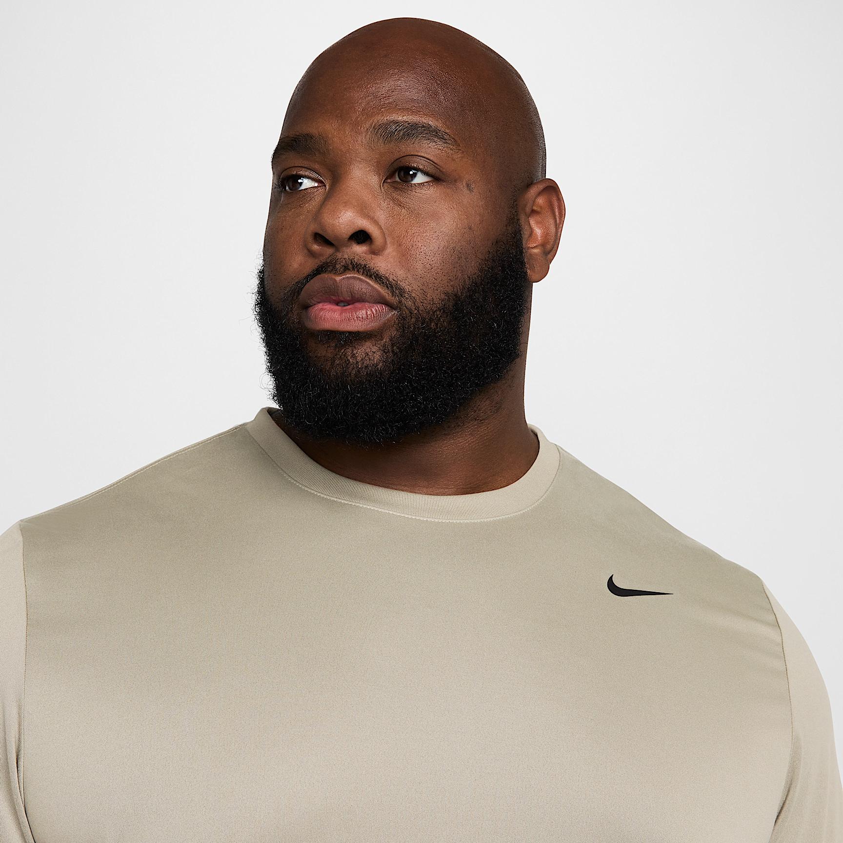 Nike Men's Dri-FIT Legend Long-Sleeve Fitness Top Product Image