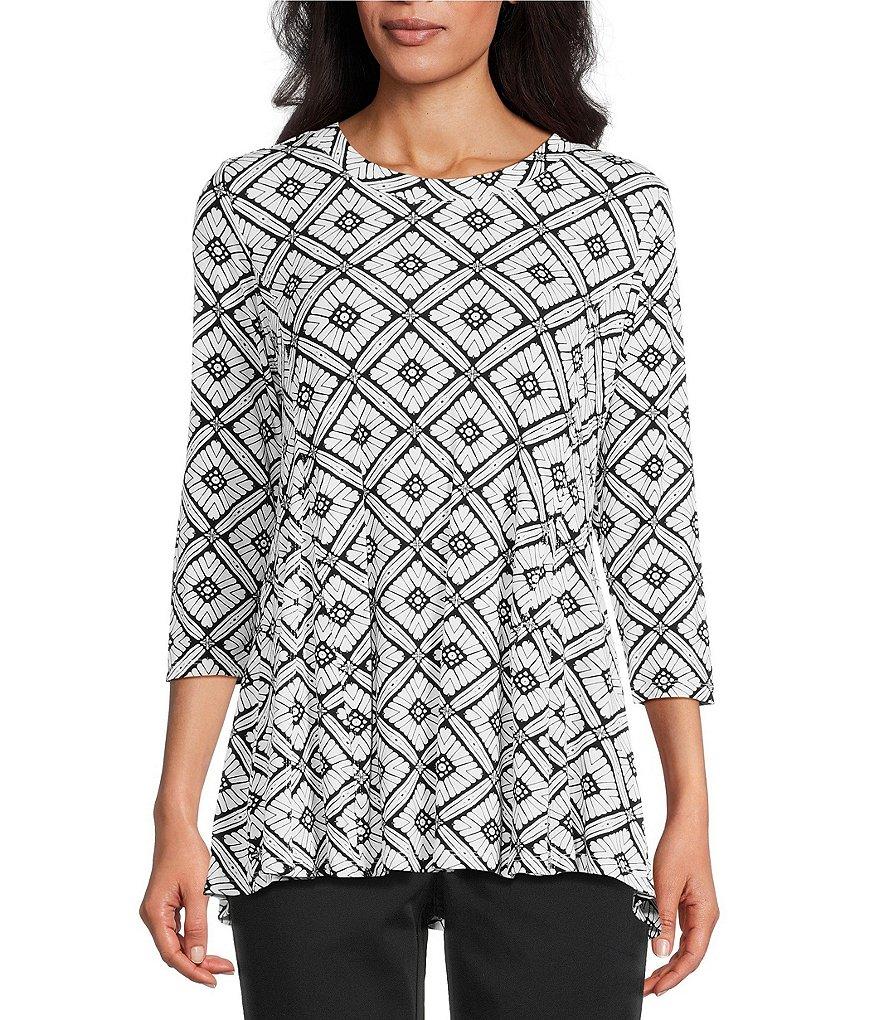 Intro Knit Jersey Scoop Neck 3/4 Sleeve Flare Hem Top Product Image