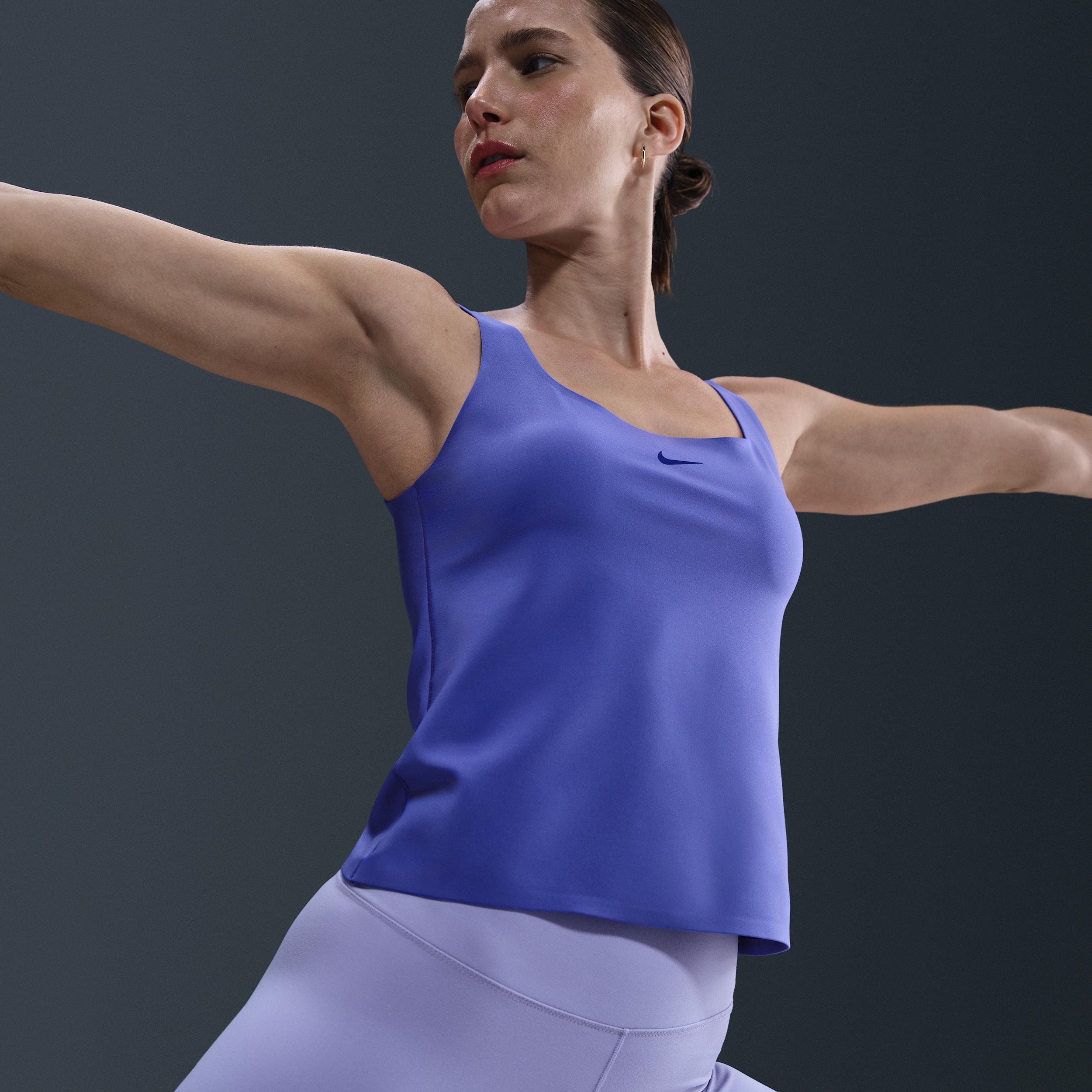 Nike Women's Form Tank Top Product Image