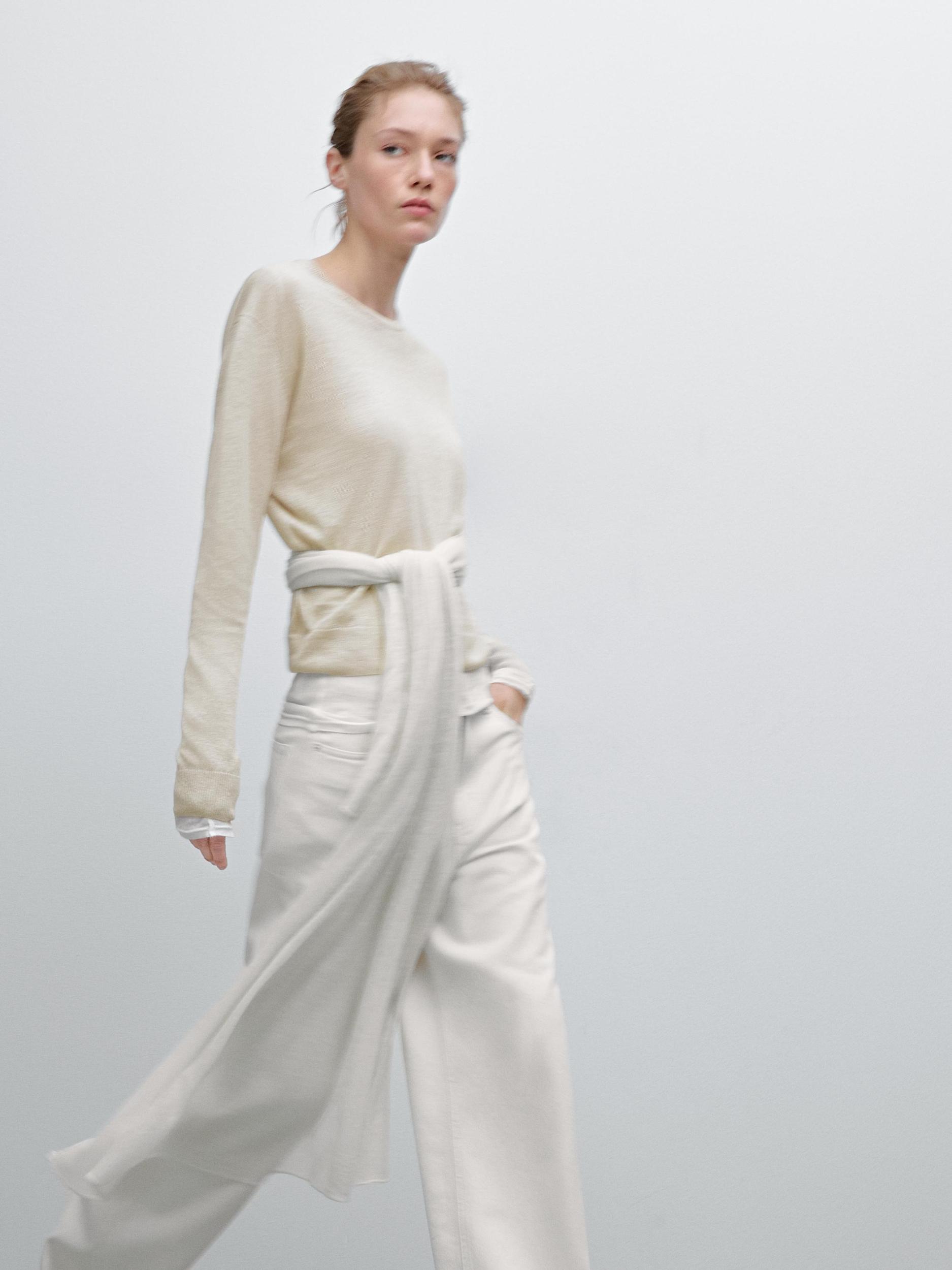 100% linen fine knit sweater Product Image