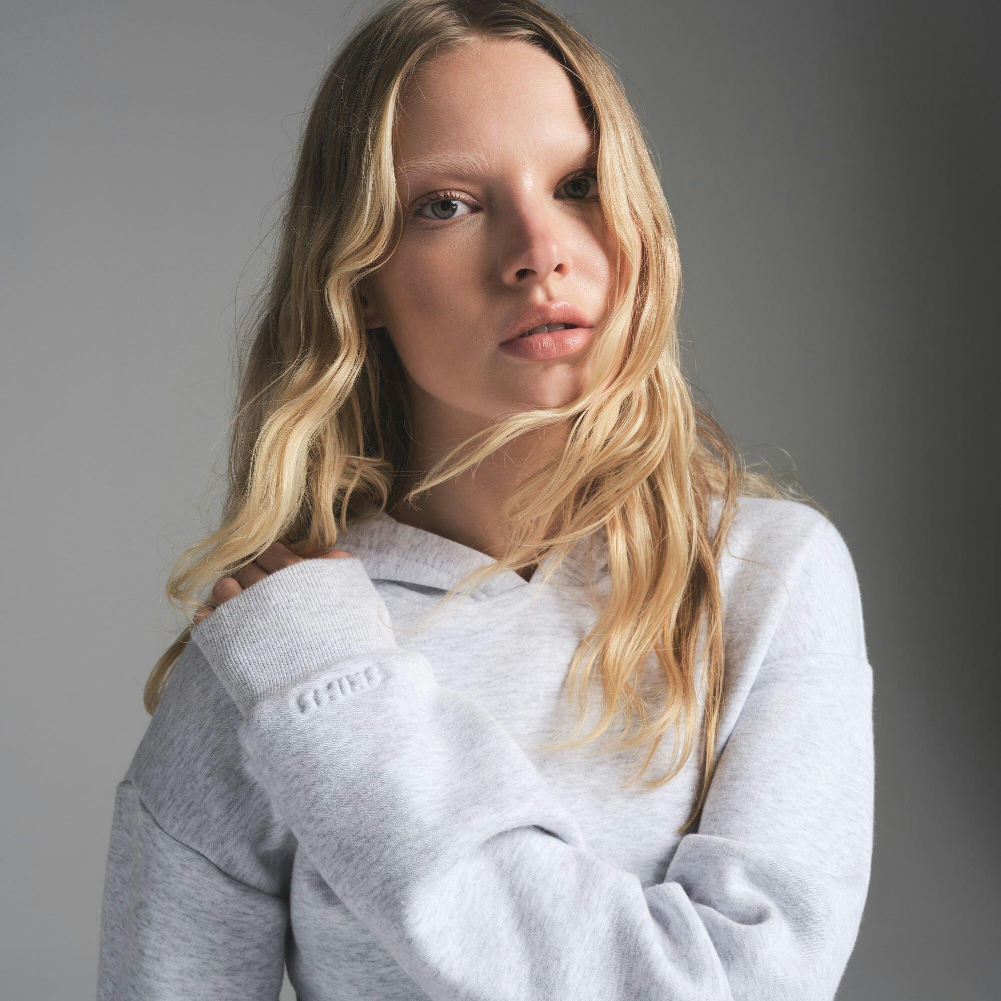 COTTON FLEECE SHRUNKEN HOODIE | LIGHT HEATHER GREY Product Image