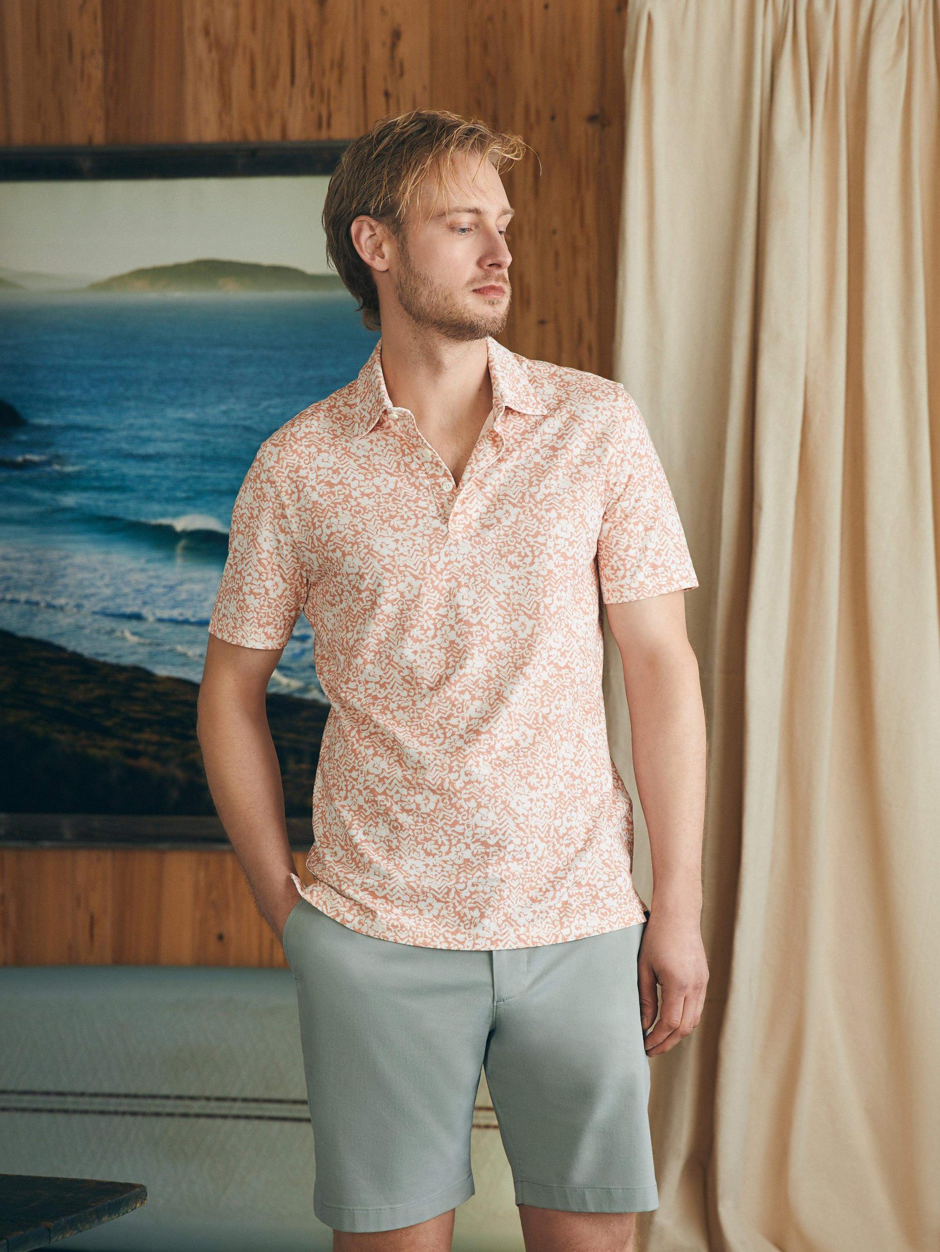 Short-Sleeve Movement™ Pique Polo - Hilo Rose Floral Print Male Product Image