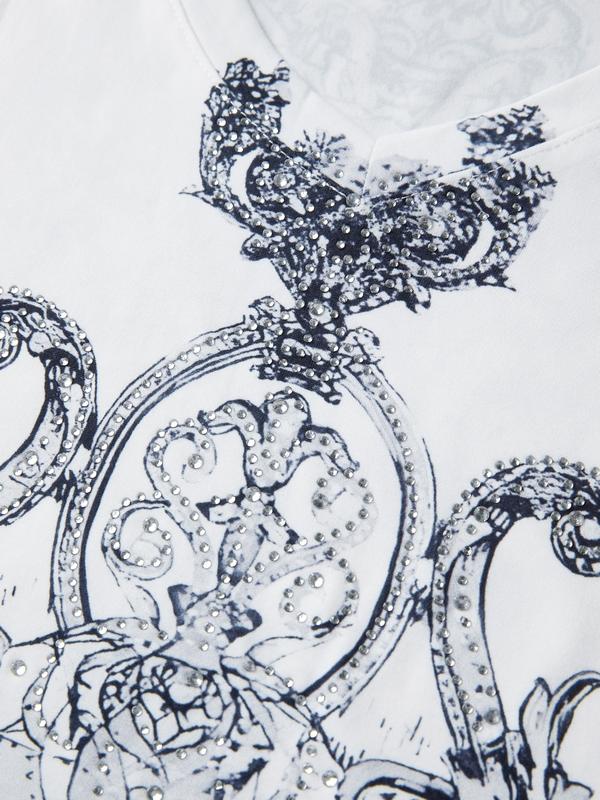 Gothic Rhinestone Print Short Sleeve Tee Product Image