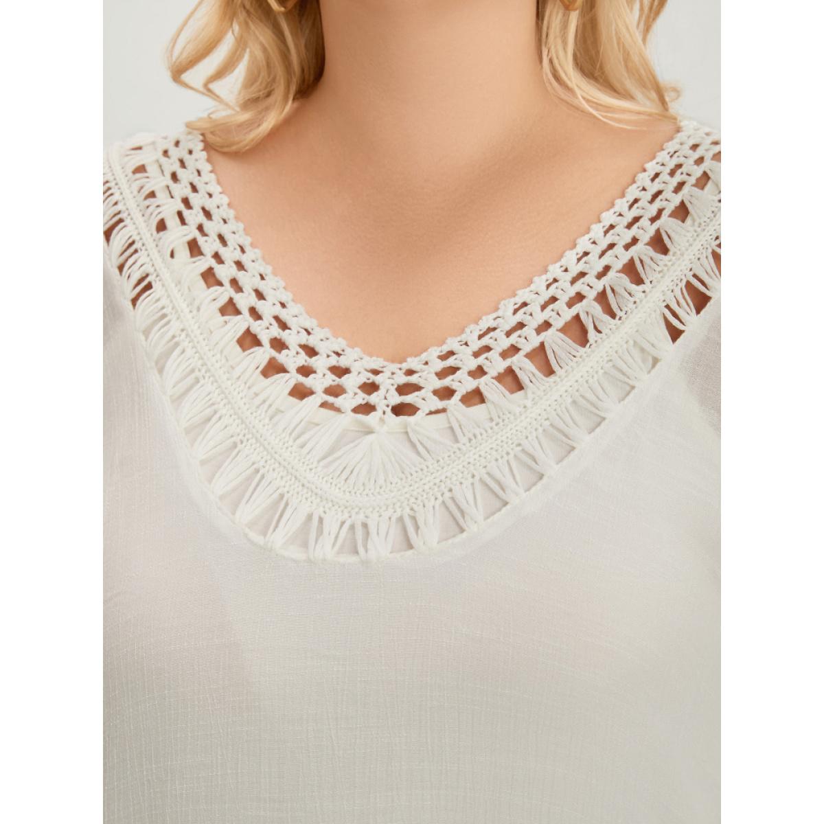 Plus Size Solid Ruffle Trim Dolman Sleeve Lace Asymmetrical Hem Knit Top White Women Elegant Short sleeve V-neck Dailywear Pullovers BloomChic 18-20/2X Product Image