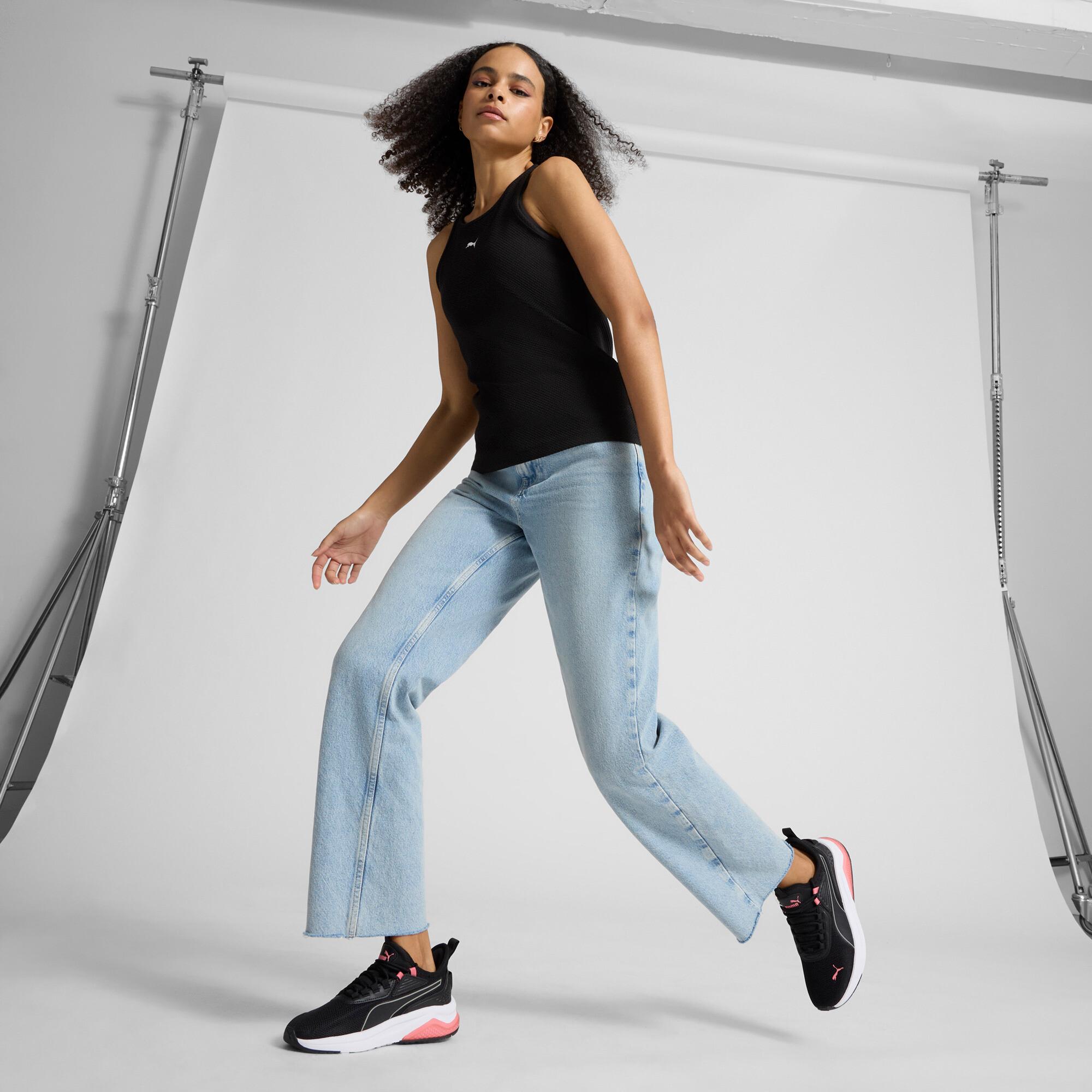 Amplifier Women's Sneakers Product Image