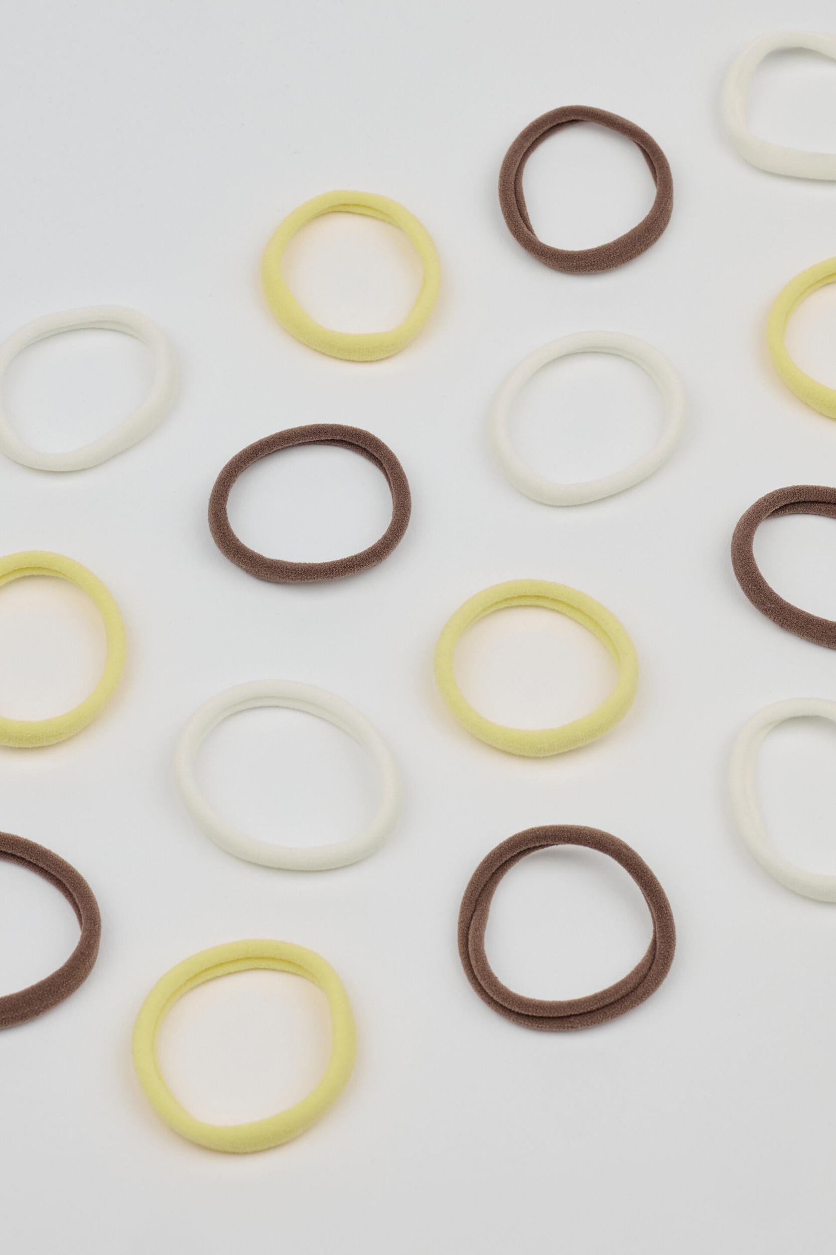 Pack of 18 Seamless Hair Elastics Product Image