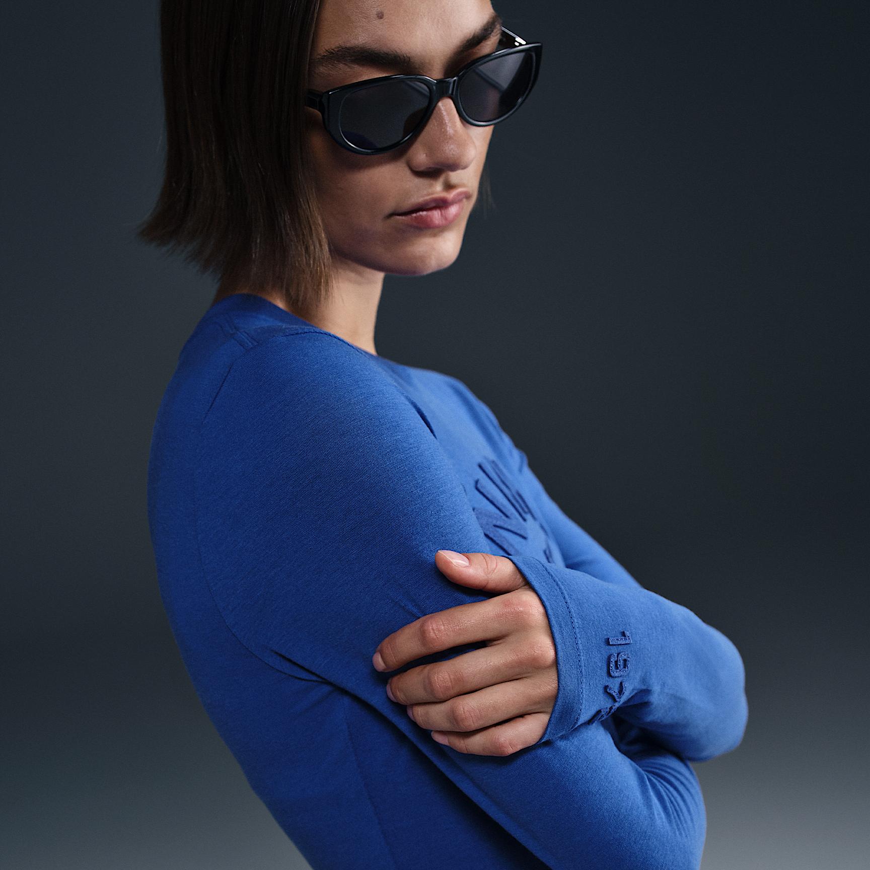 Nike Sportswear Chill Knit Women's Slim Cropped T-Shirt Product Image