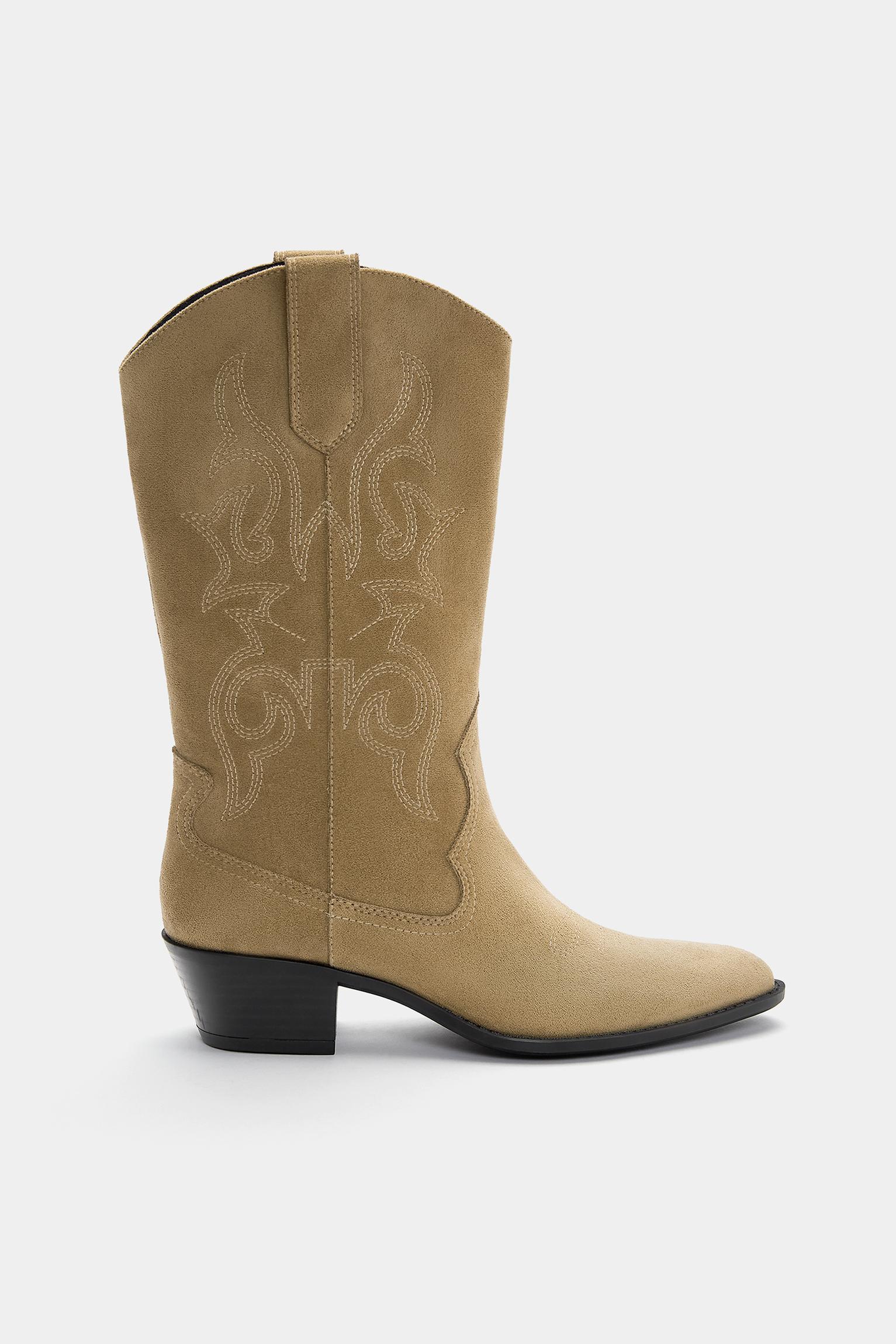 Cowboy boots with topstitching Product Image