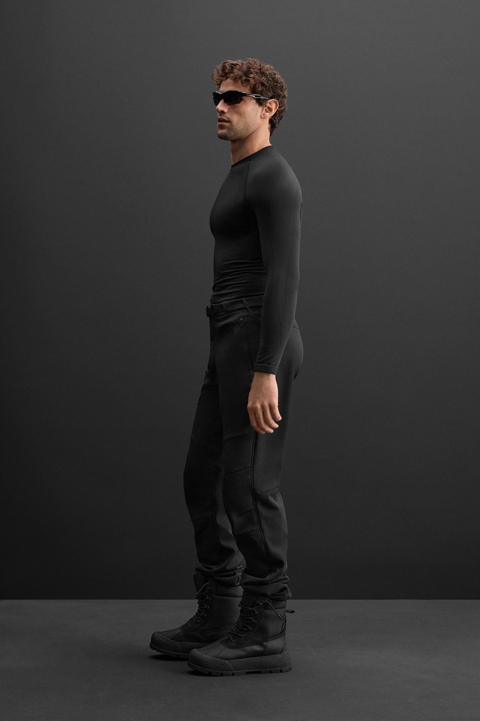 COMPRESSION BASE LAYER T-SHIRT Product Image