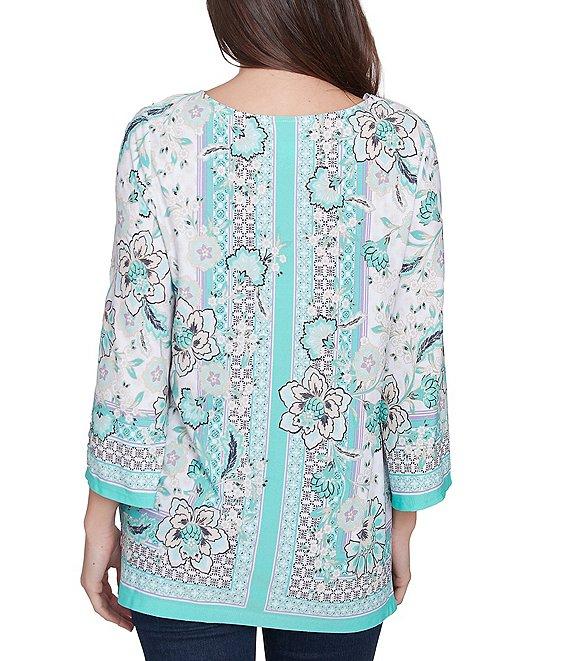 Ruby Rd. Petite Size Crepe Knit Printed Lace Trim V-Neck 3/4 Sleeve Top Product Image