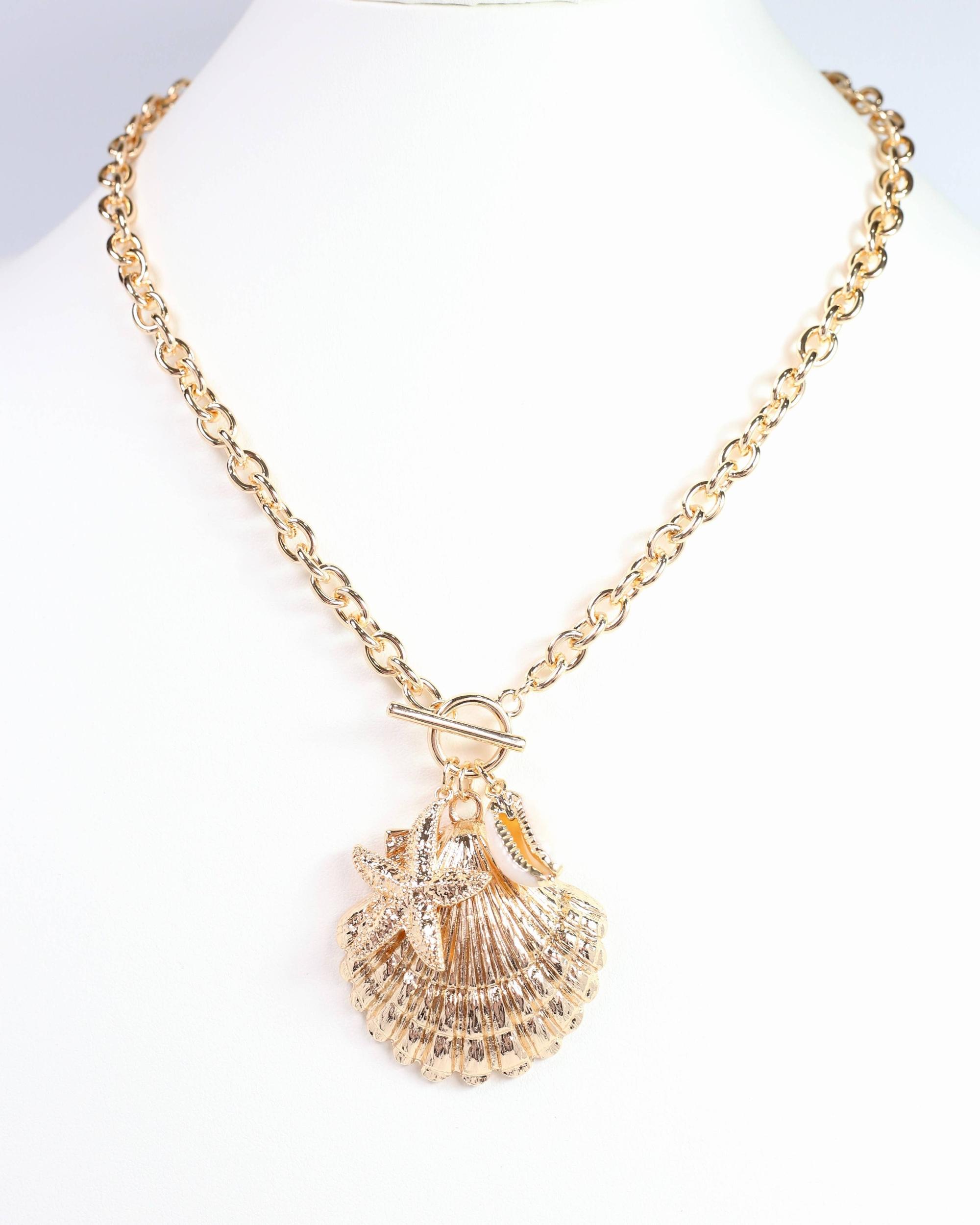 August Shell Necklace Gold Product Image