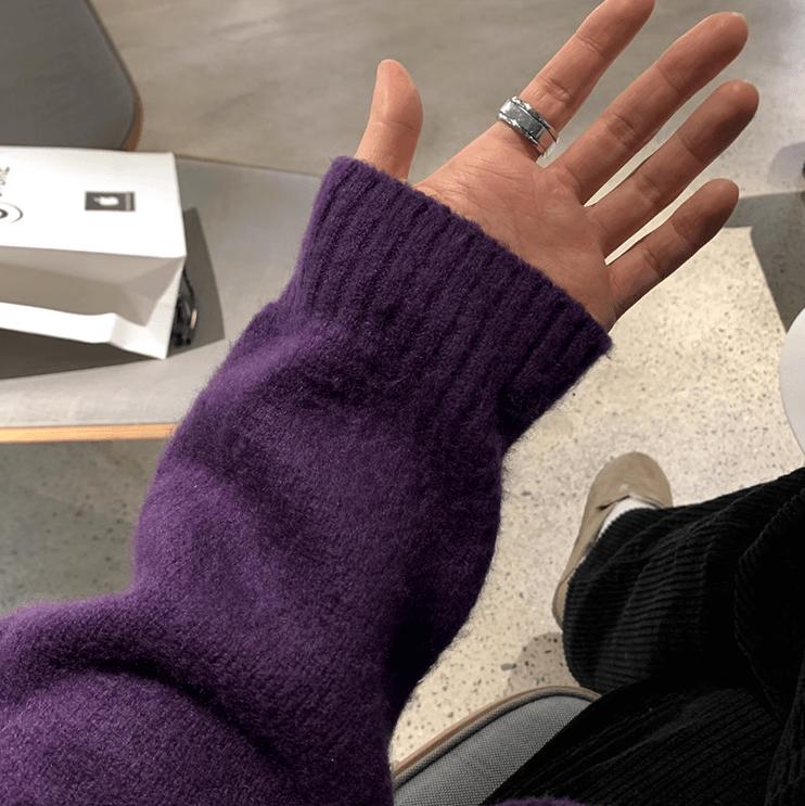 RT No. 10402 KNITTED PULLOVER SWEATER Product Image