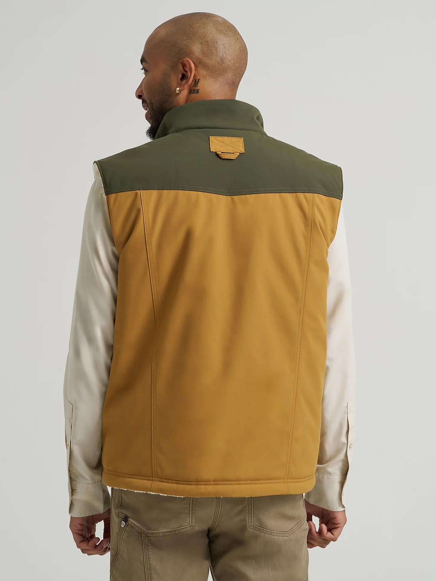 Wrangler All Terrain Gear Men's Tech Range Reversible Vest in Bistre Product Image