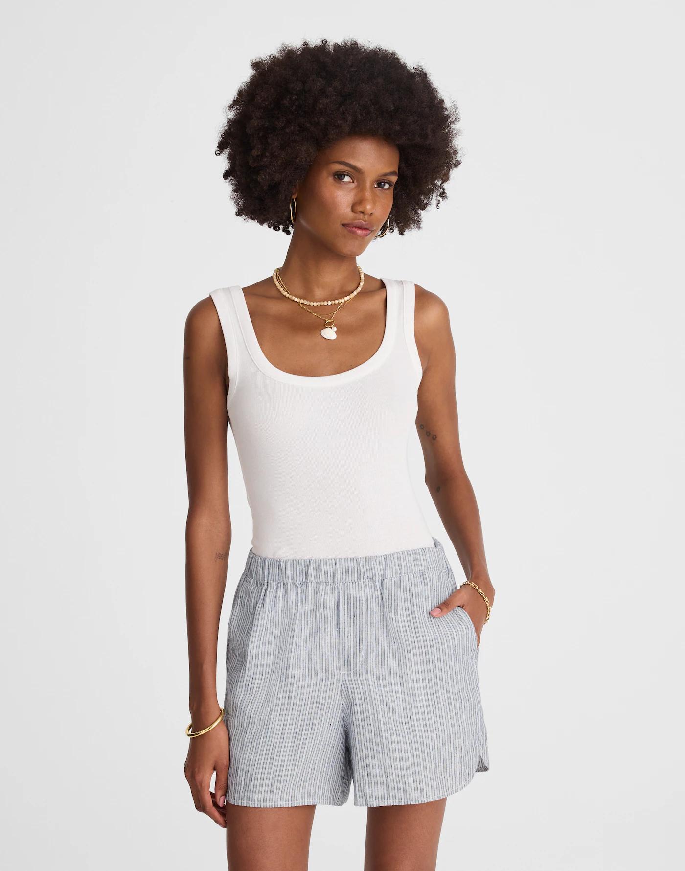 Curved Hem Pull-On Shorts in 100% Linen Product Image