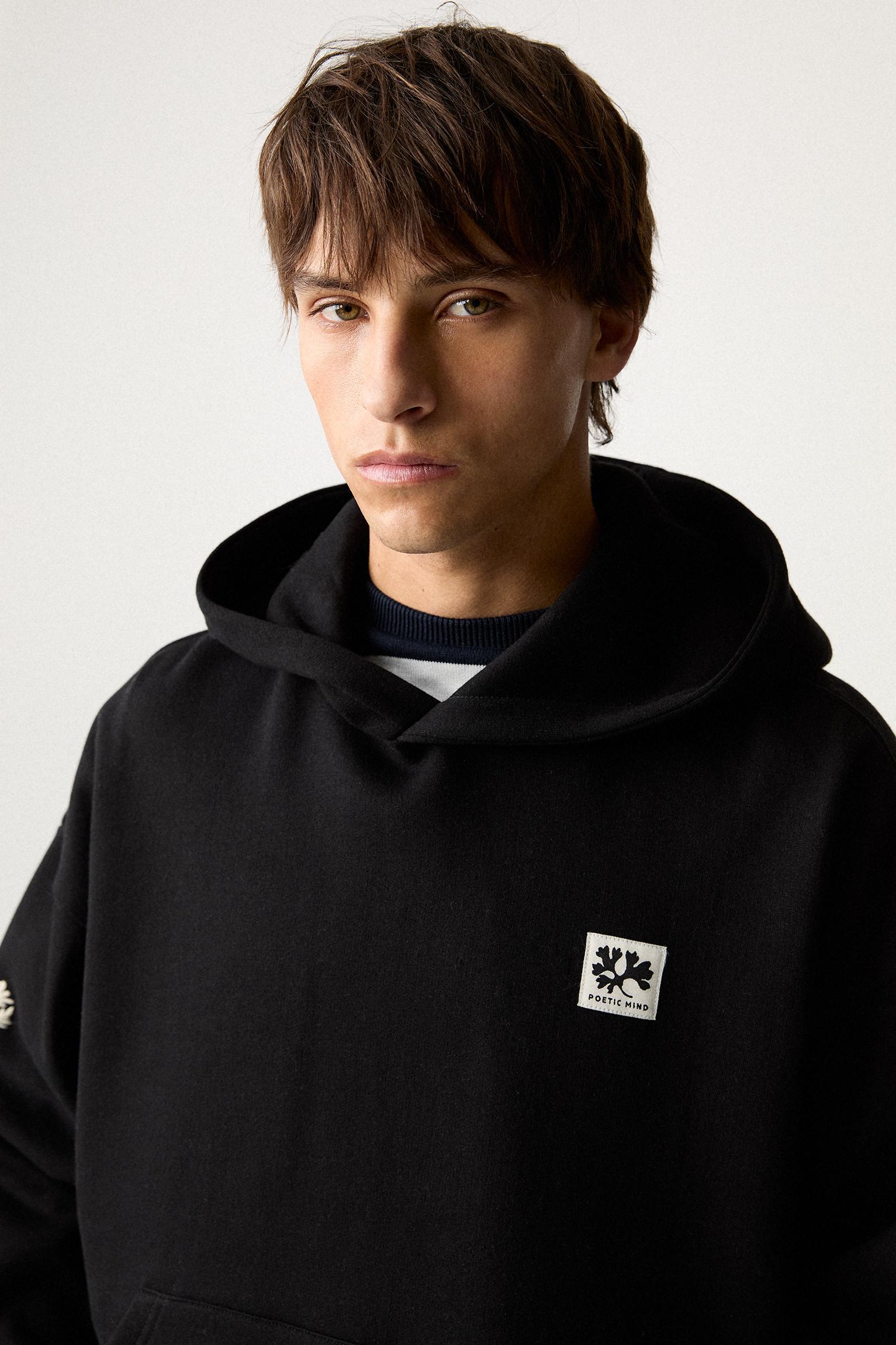 Boxy hooded sweatshirt Product Image