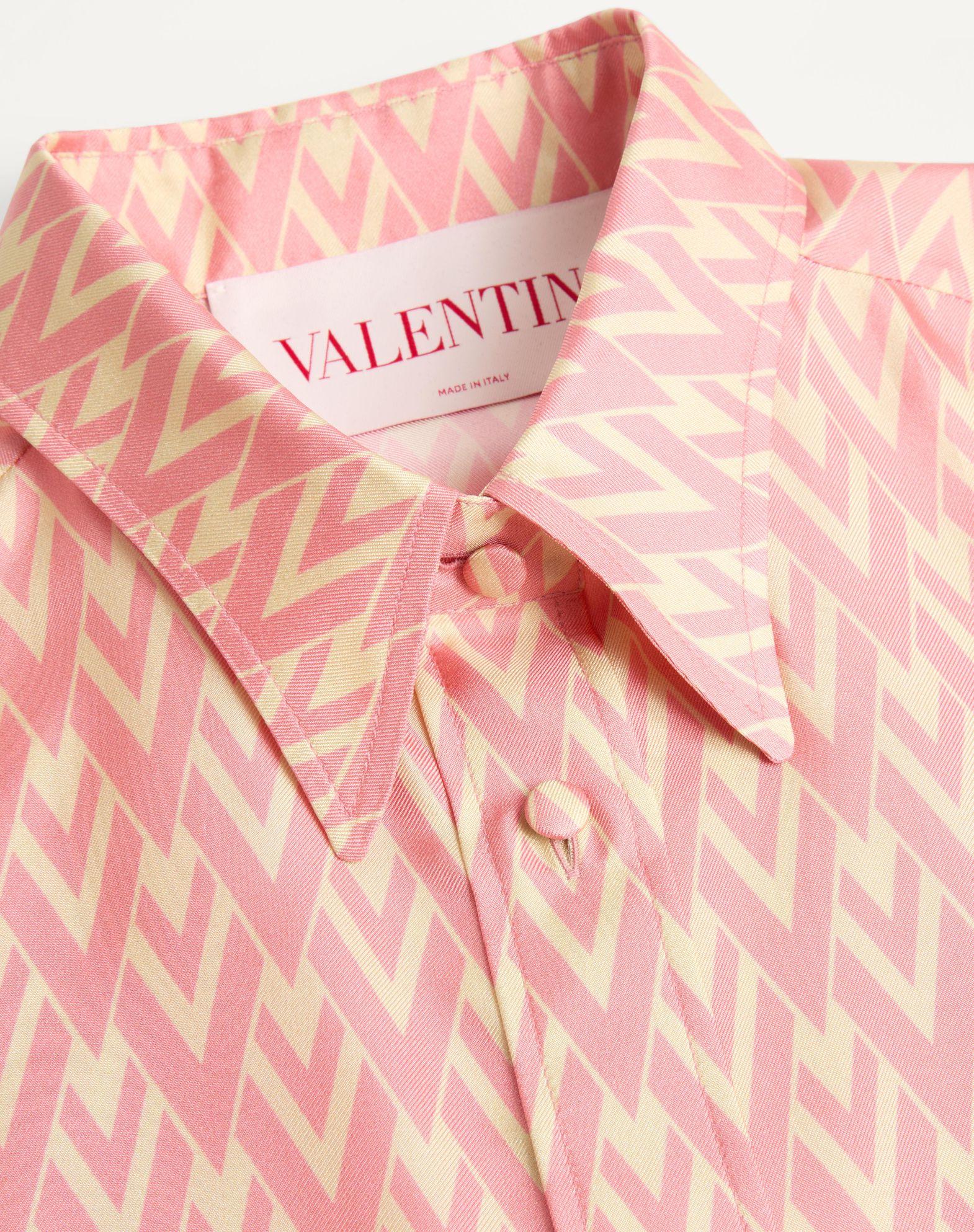 Toute La V Twill Shirt  Product Image