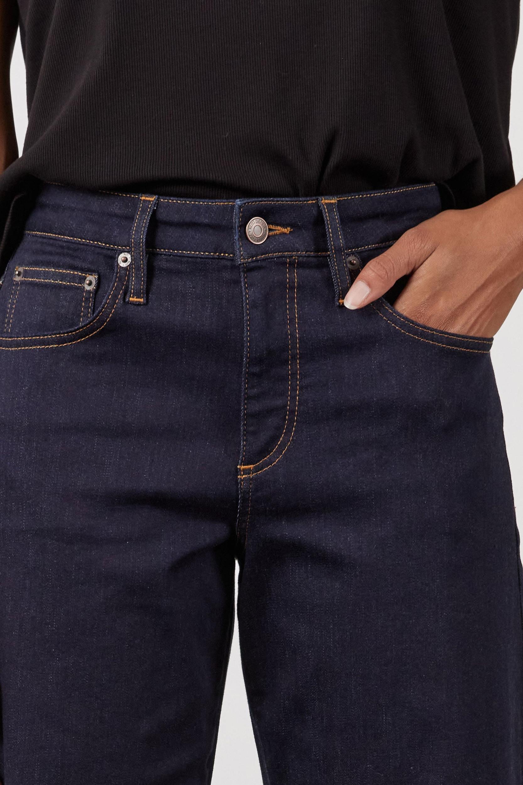 The Classic Barrel Leg Jeans Product Image