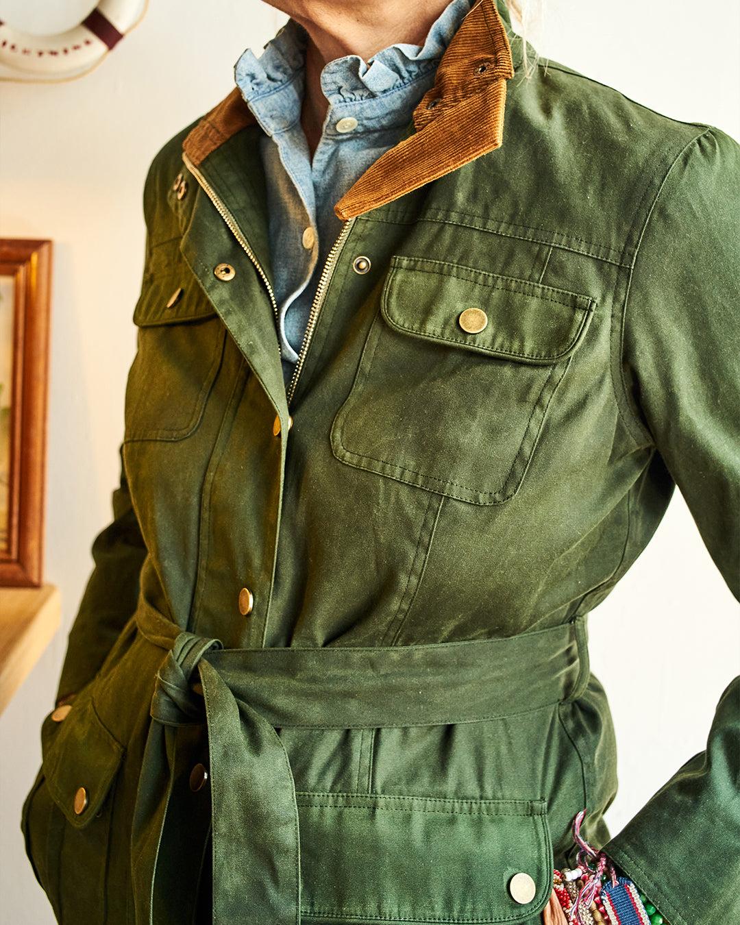 Women’s Aberdeen Jacket in Olive Waxed Canvas Product Image