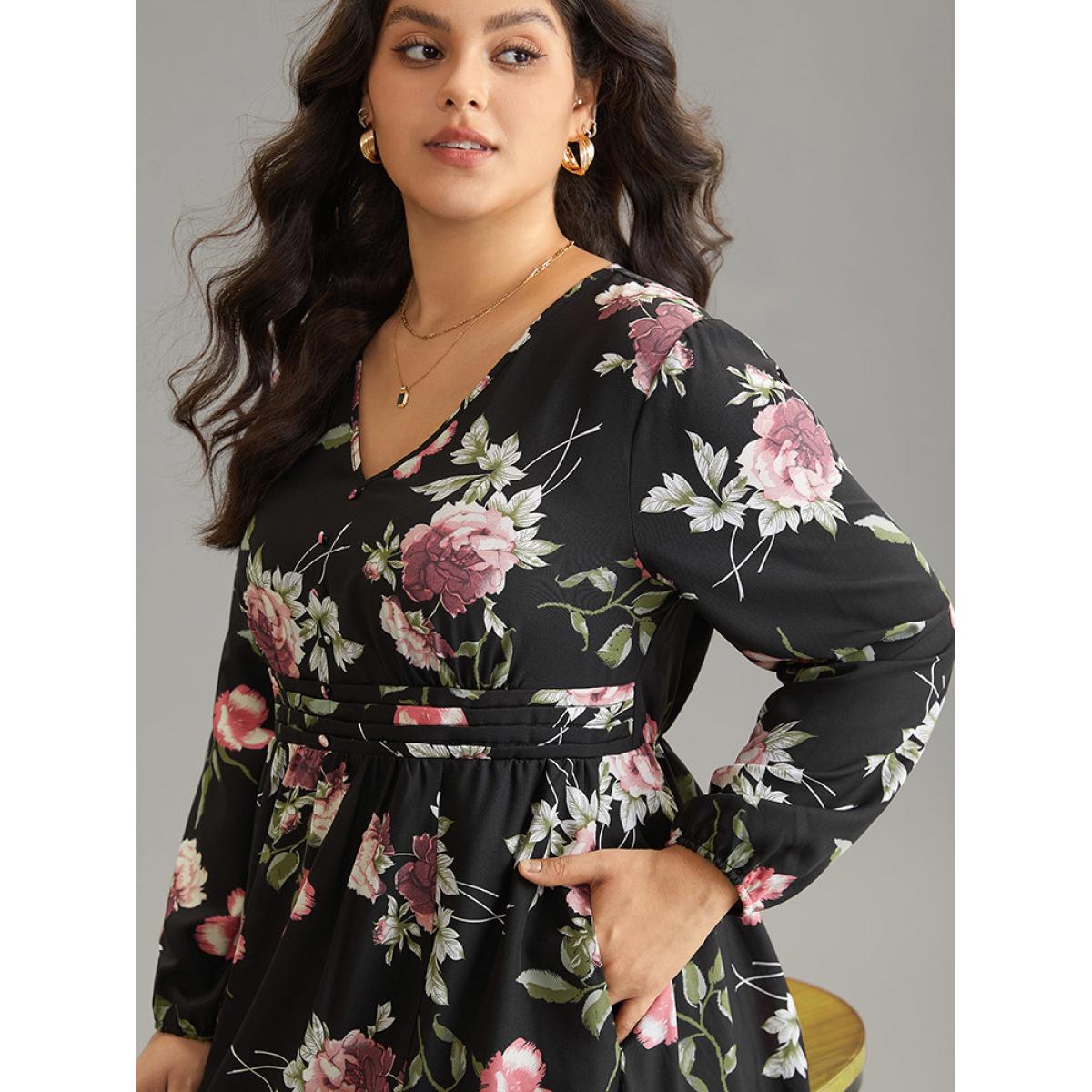 Plus Size Floral Print Pocket Button Detail Pleated Dress BlackFlower Women Elegant Elastic cuffs V-neck Long Sleeve Curvy Midi Dress BloomChic 18-20/2X Product Image