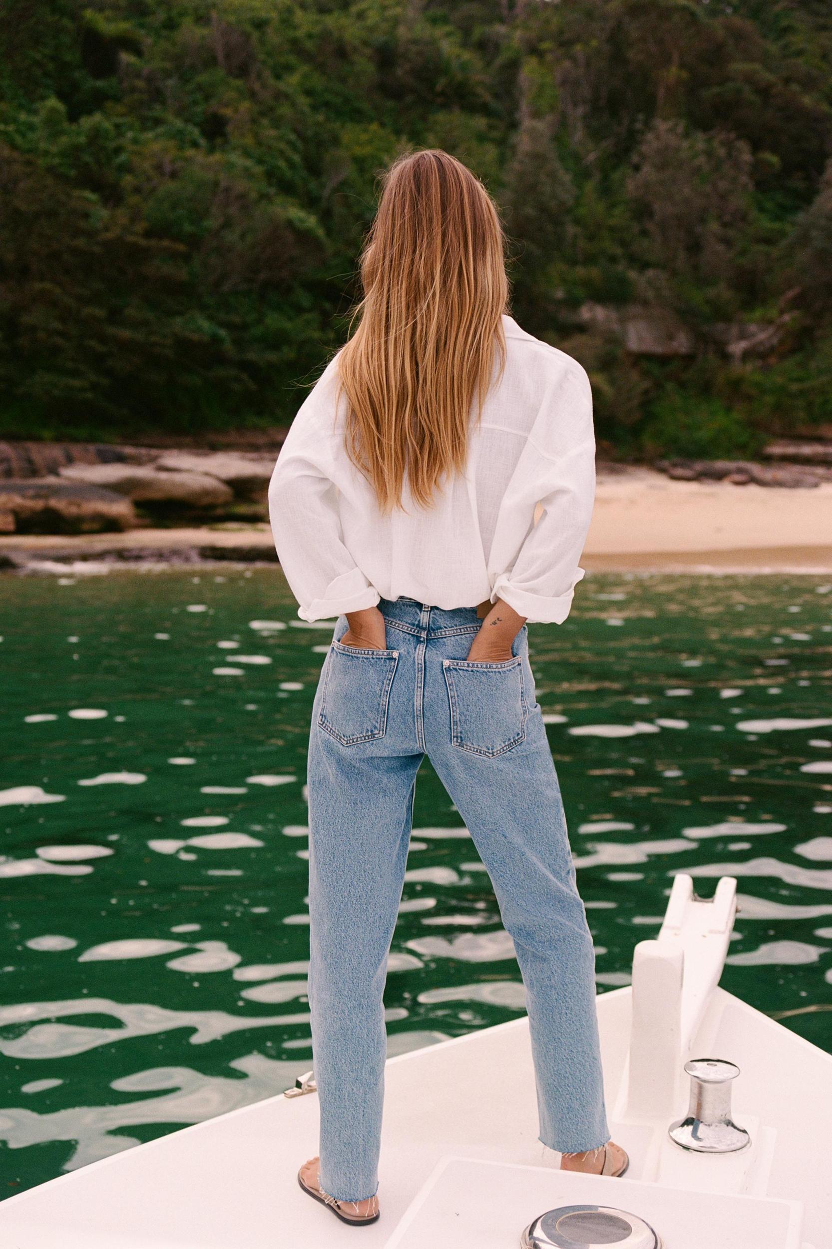 Z1975 STRAIGHT HIGH RISE CROSS WAIST JEANS Product Image