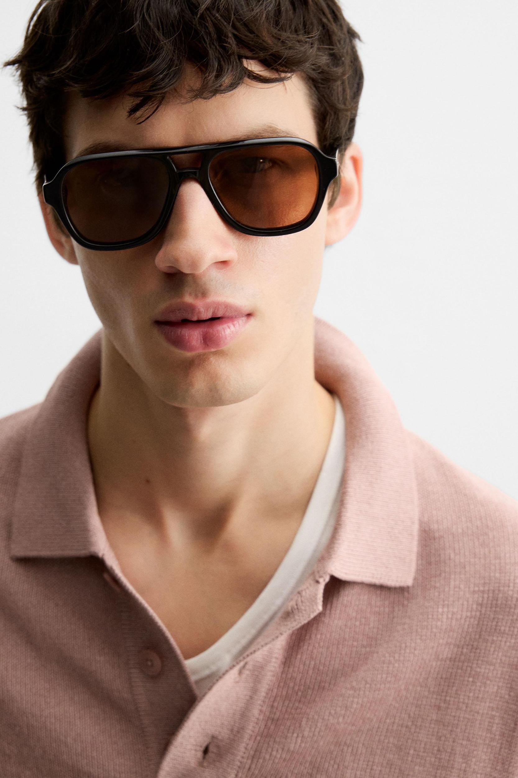 TEXTURED KNIT POLO SHIRT Product Image