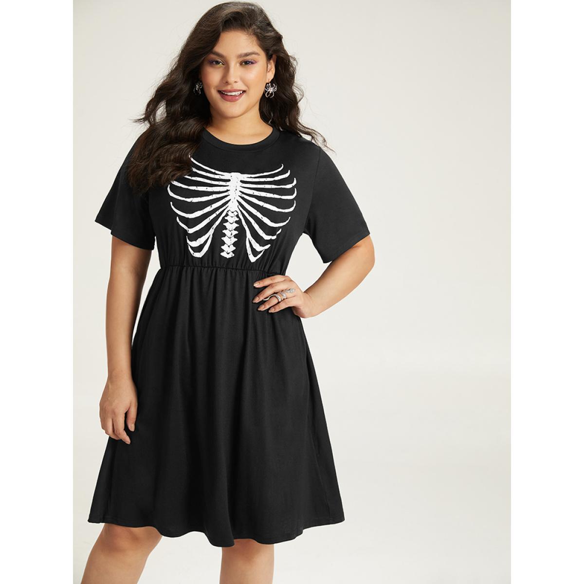 Plus Size Halloween Skull Print Pocket Elastic Waist Dress Black Women Casual Gathered Curvy Midi Dress BloomChic 26/4X Product Image