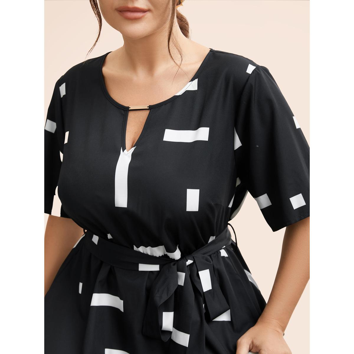 Plus Size Geometric Print Keyhole Pocket Midi Dress Black Women At the Office Belted Round Neck Short sleeve Curvy BloomChic 22-24/3X Product Image