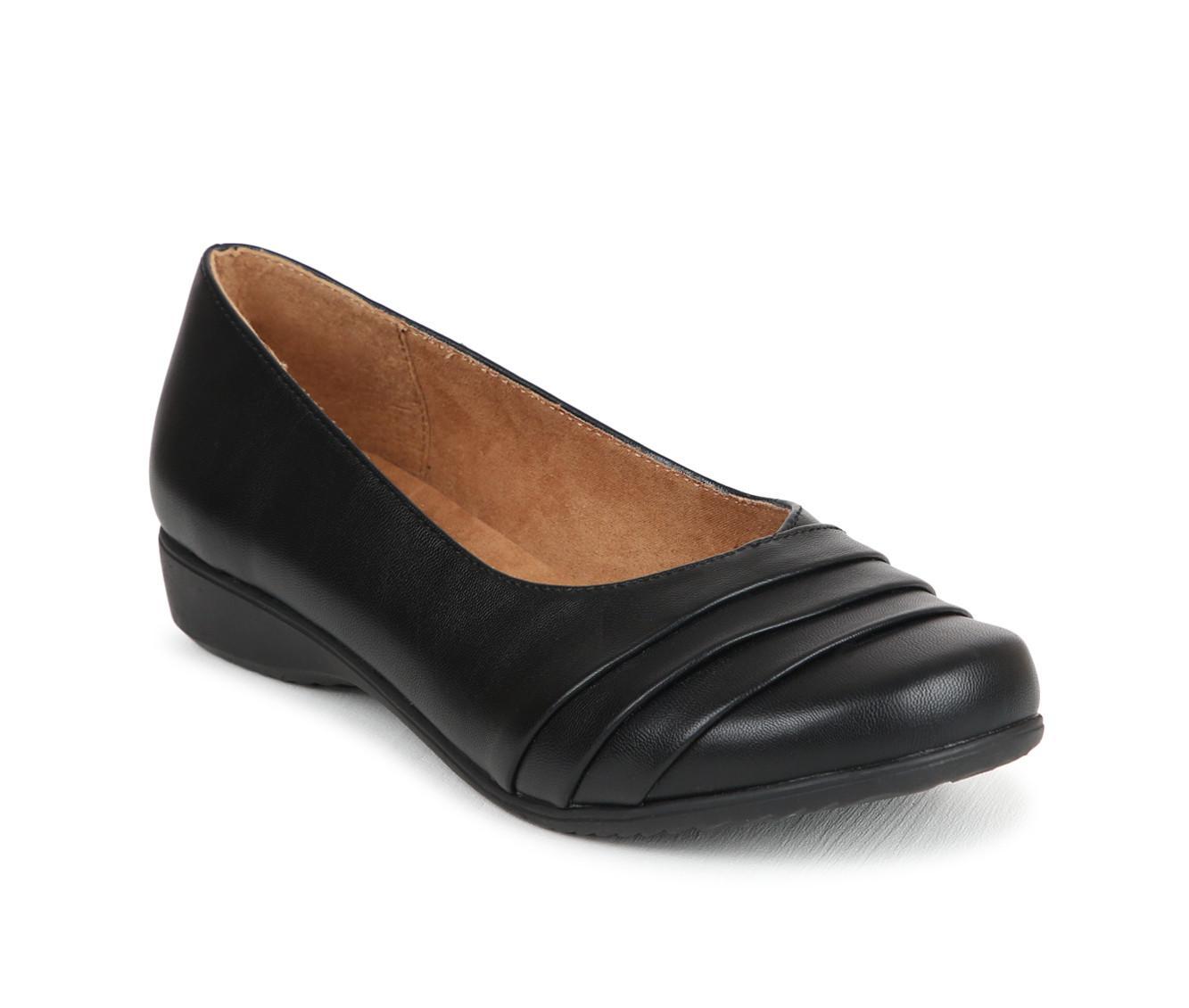 Women's Solanz Cammie Flats Product Image