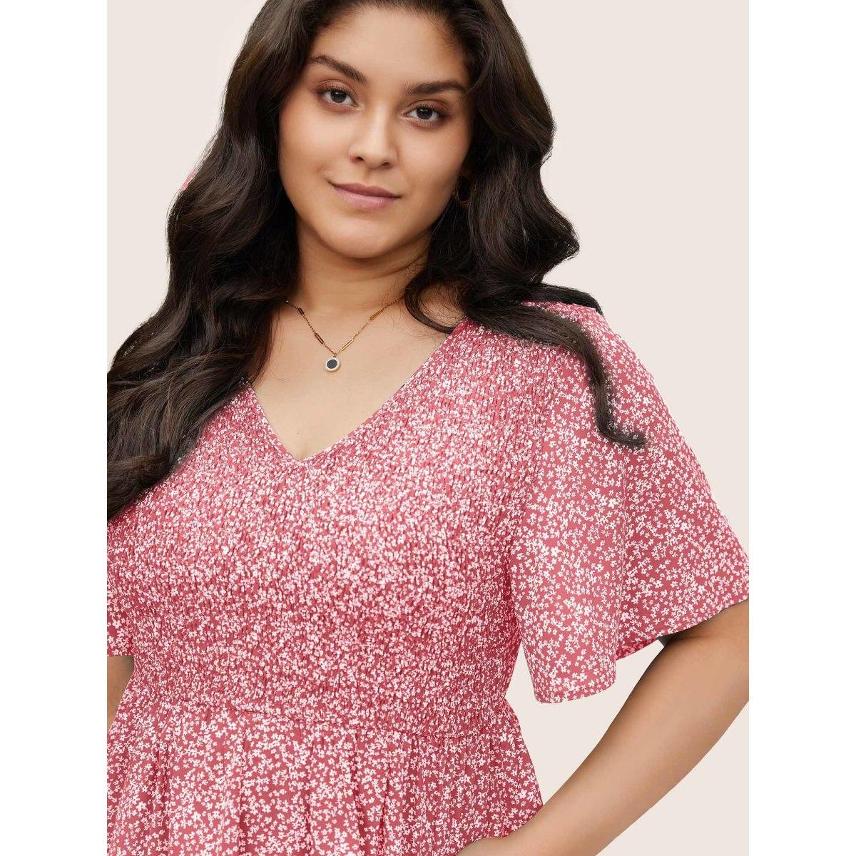 Plus Size Rouge Ditsy Floral Shirred Ruffle Sleeve Elastic Waist Blouse Women Elegant Short sleeve V-neck Everyday Blouses BloomChic 10/M Product Image
