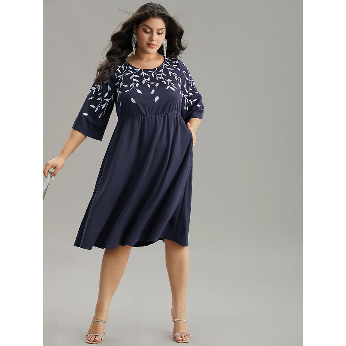 Plus Size Silhouette Floral Print Embroidered Elastic Waist Dress DarkBlue Women Glamour Gathered Round Neck Elbow-length sleeve Curvy Midi Dress BloomChic 18-20/2X Product Image