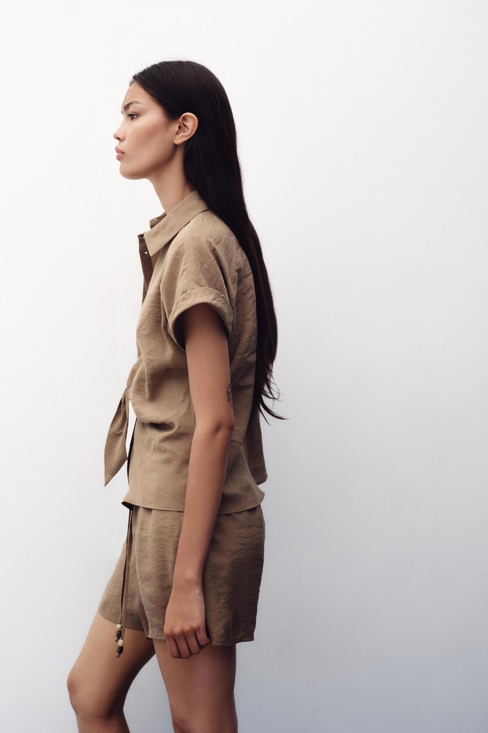 BEADED DRAWSTRING SHORTS Product Image